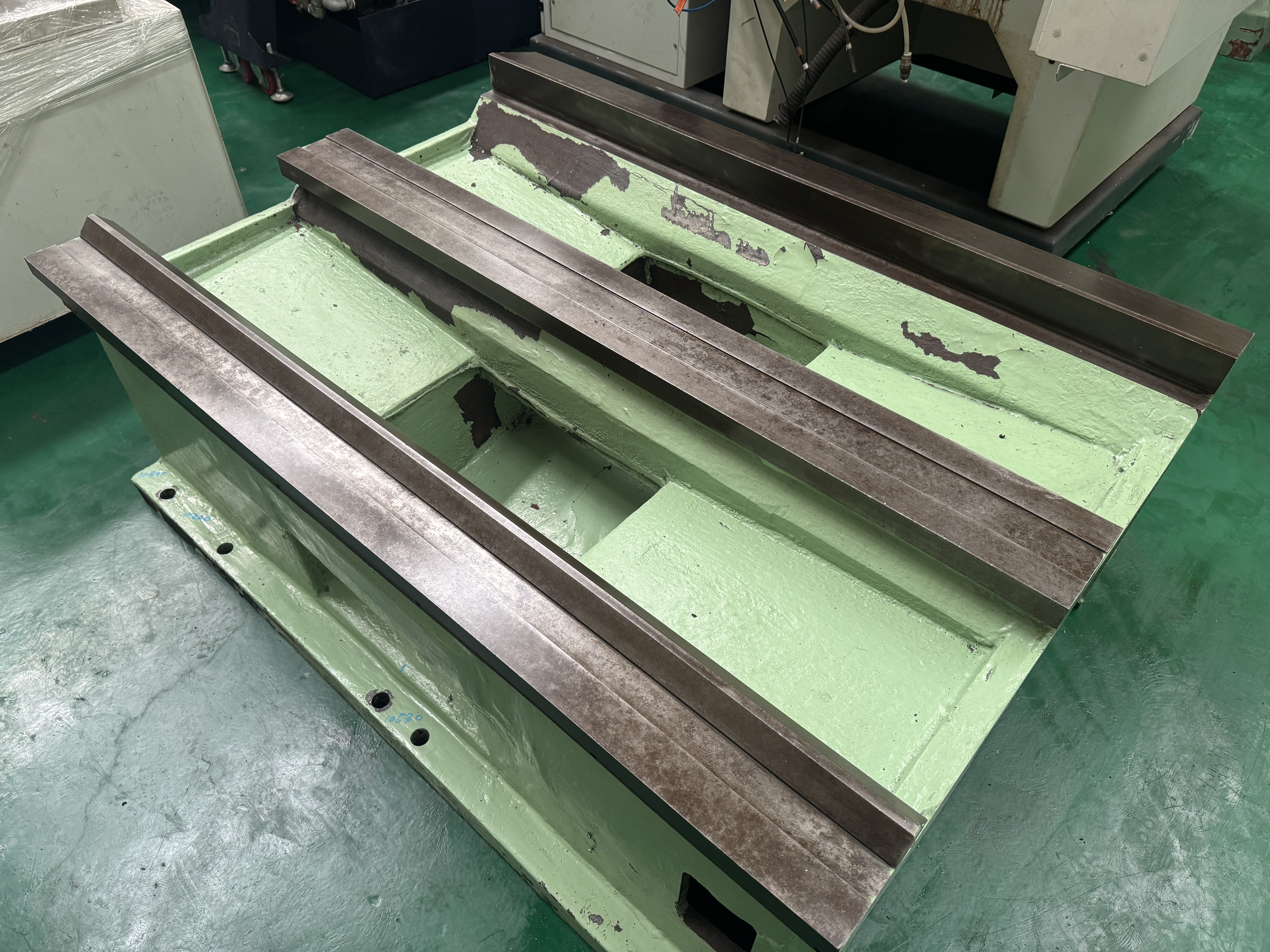 한국공작기계 대형 NC선반 DYNASTURN 1700X8000