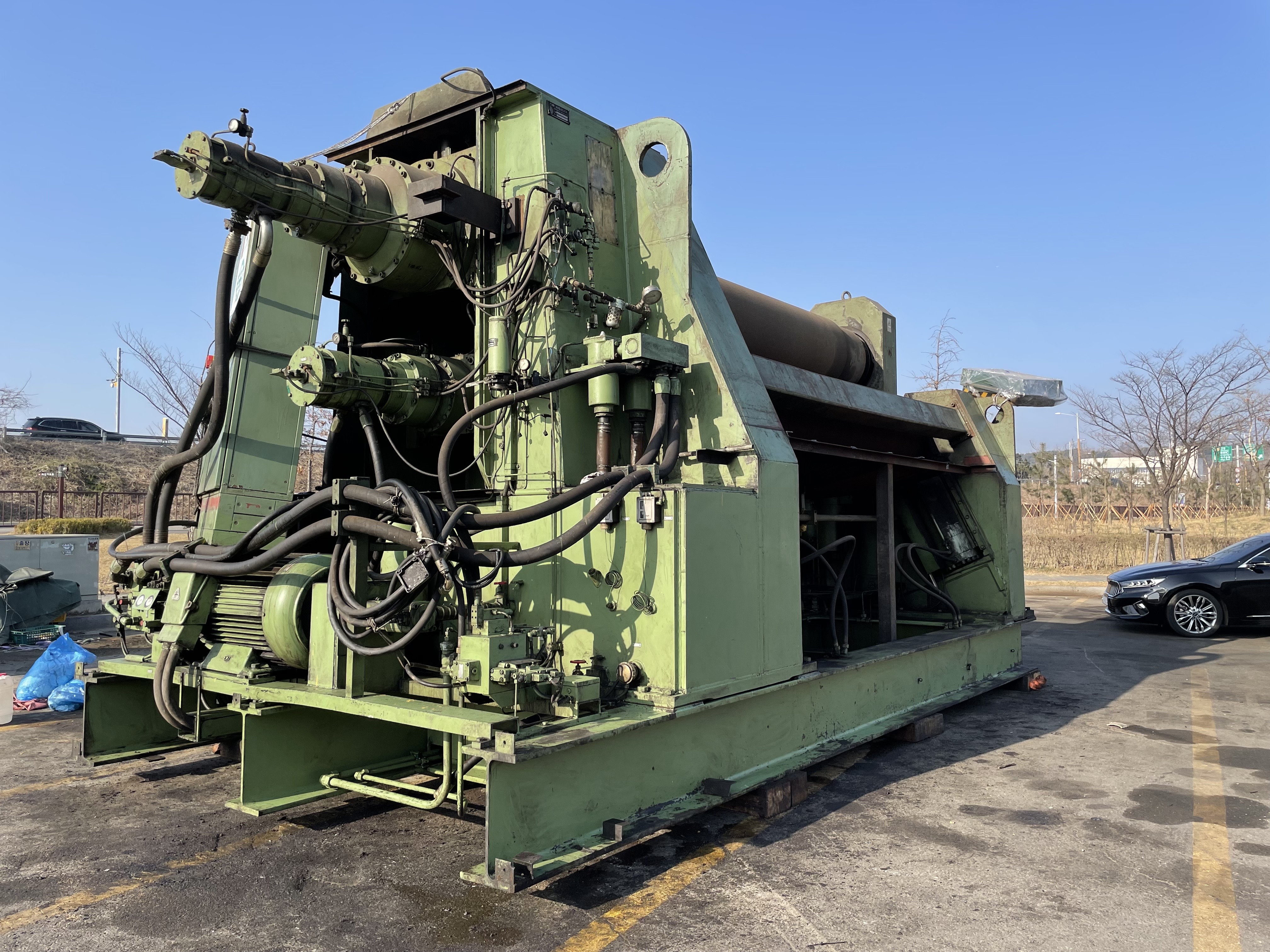 HAEUSLER 4단 벤딩롤러 HY3600X70