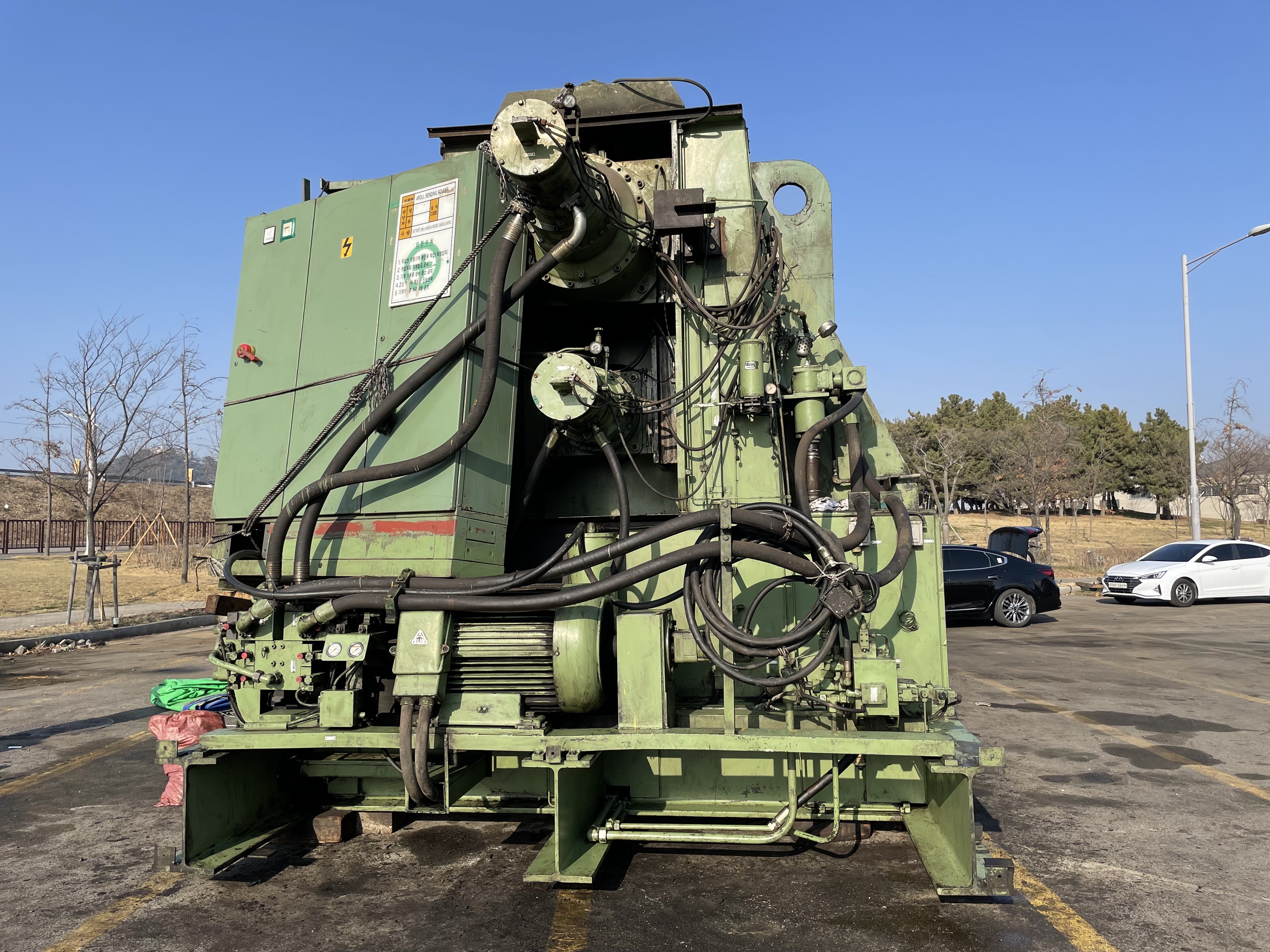 HAEUSLER 4단 벤딩롤러 HY3600X70