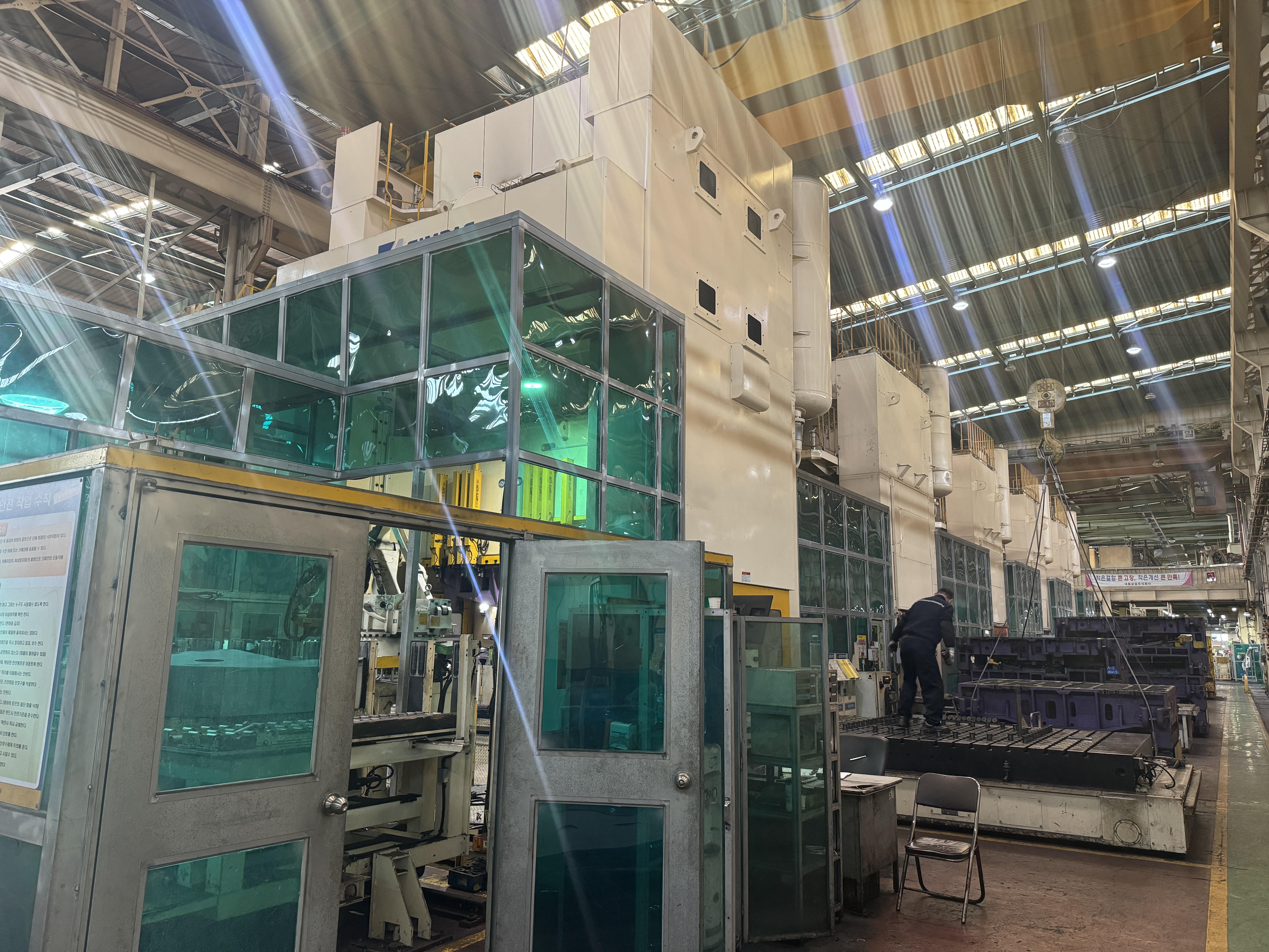 심팩 4주식 1600톤(DL4P-1600)포함 프레스 전체 라인