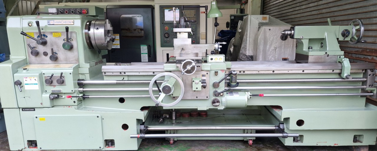 범용선반(630*2000, 2008년, 380V, 방진구, 상태좋음)