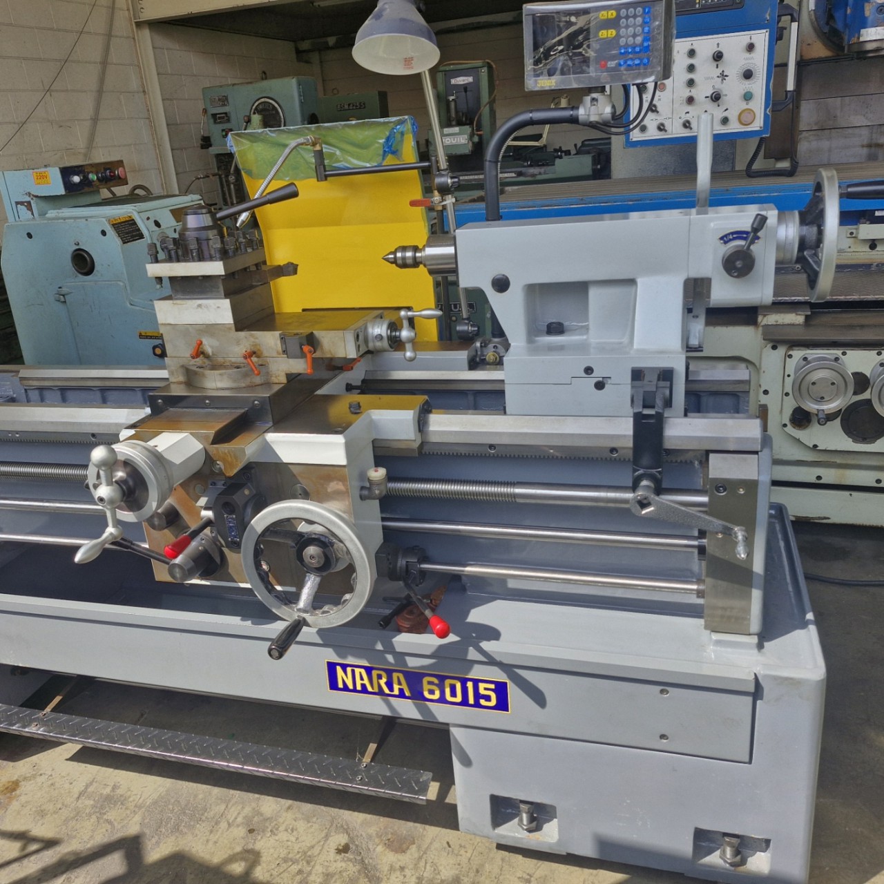범용선반(NARA6015, 2022년식, 220V, 상태 : 최상급