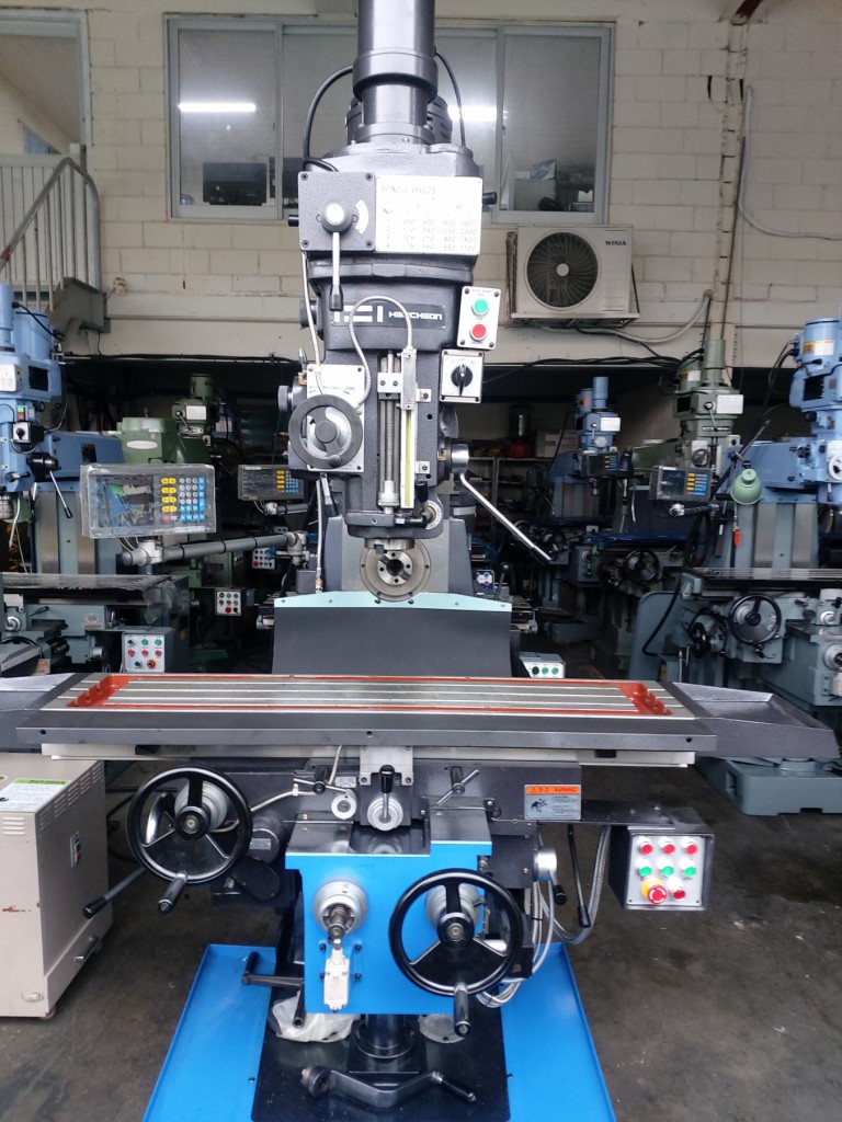 범용밀링(화천2.5호기, 1300테이블, 올수리)