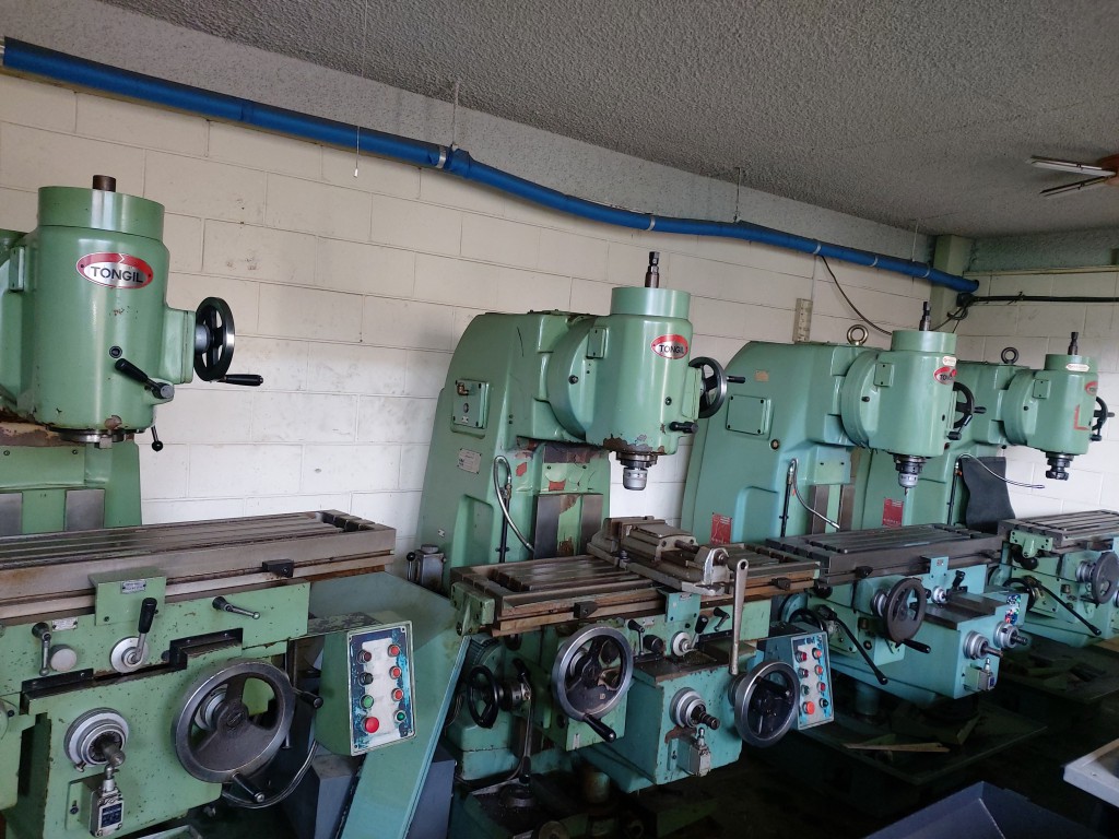 범용밀링 ,멍텅구리밀링(광주남선1997년, 통일1996년, 남성1995년)