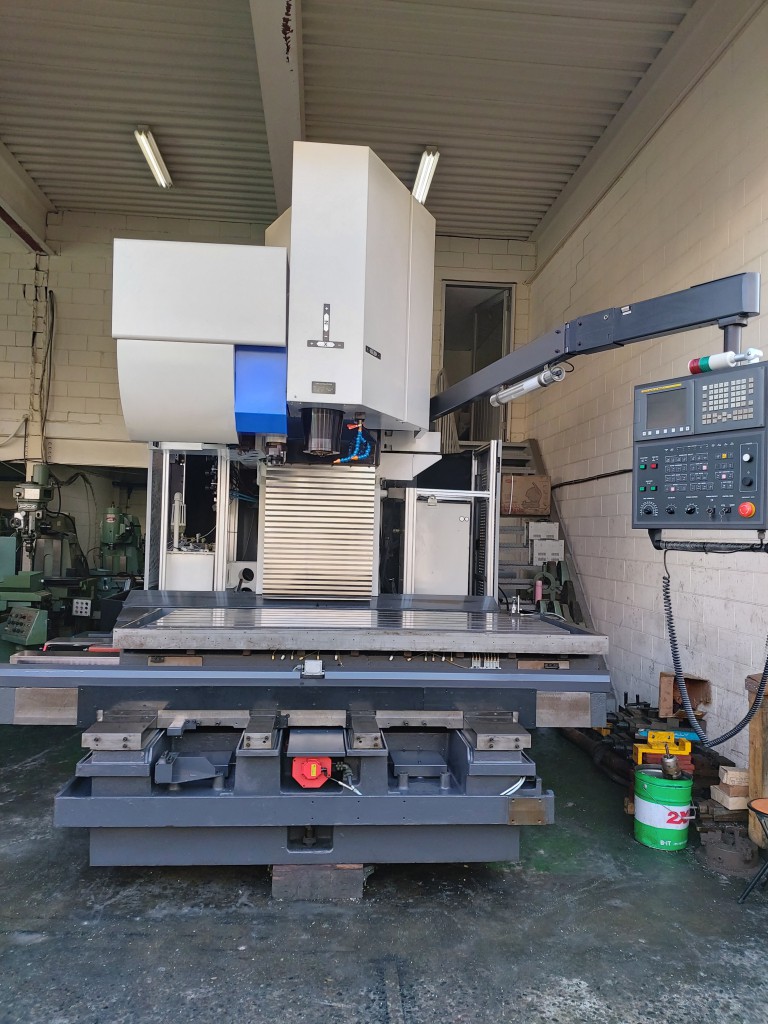 머시닝센타(SIRIUS-850, 8K, 2013)