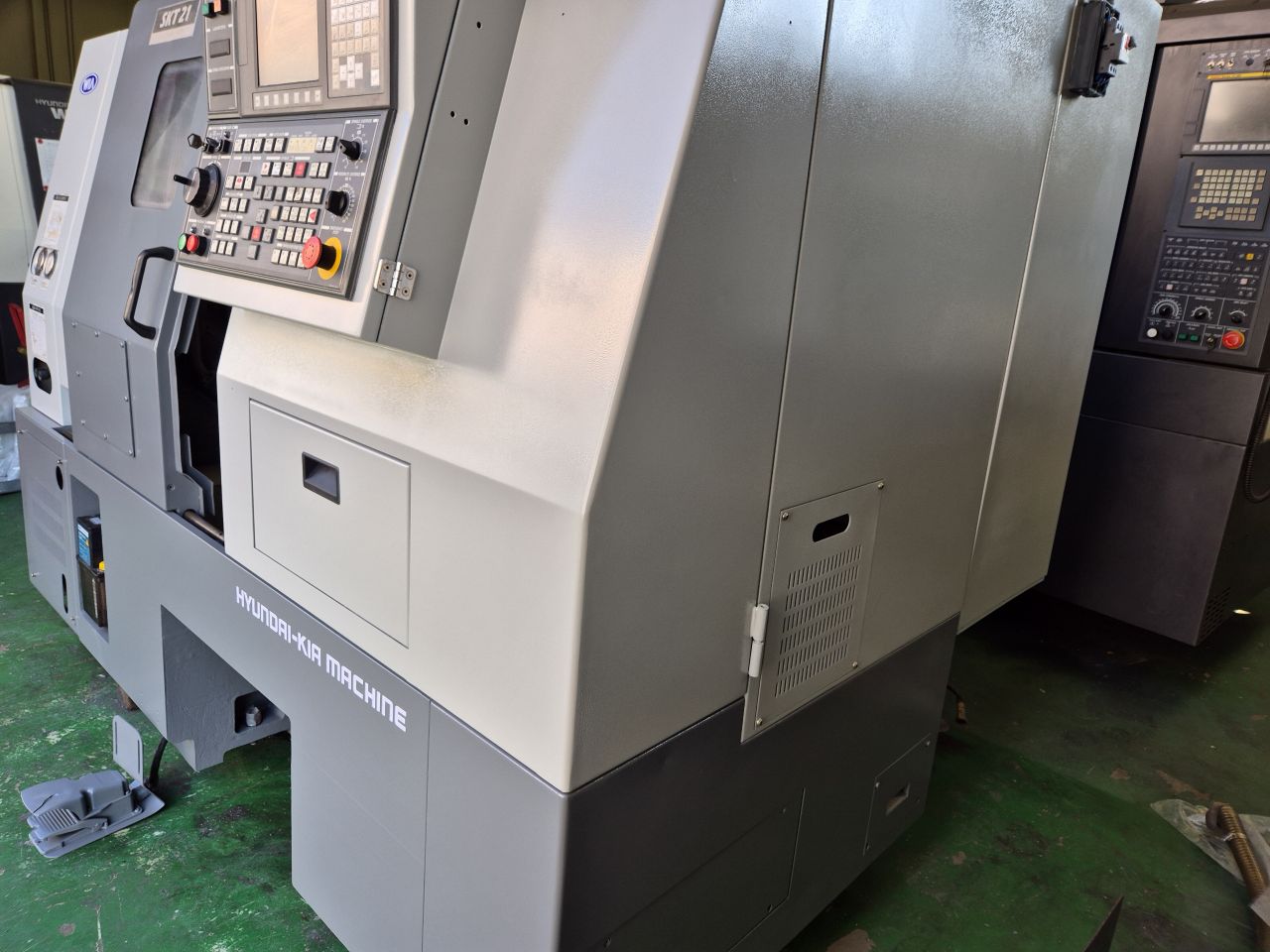 SKT21(위아SKT21, 2008년)