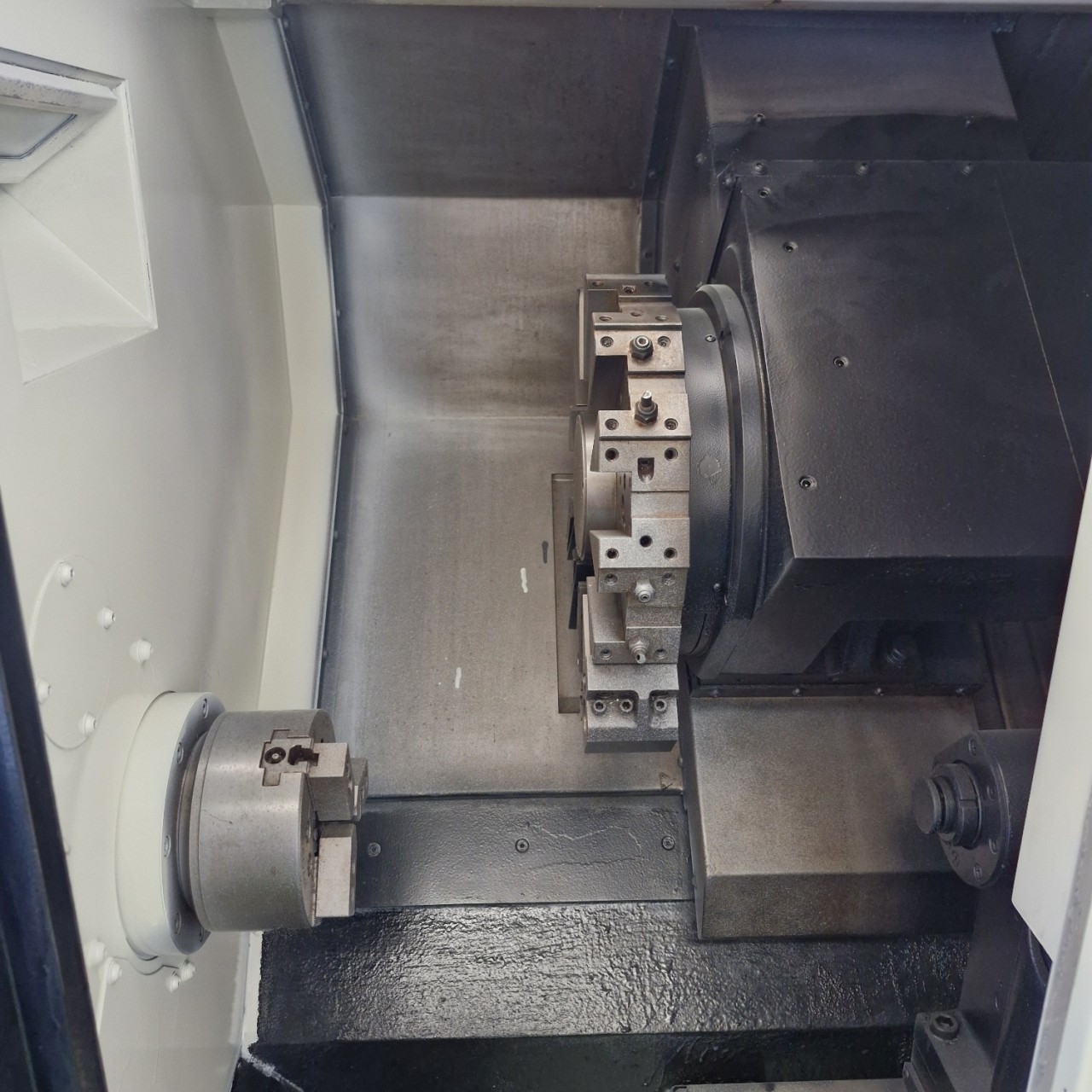 E200A(WIA E200A, 위아"6CNC선반, 2015년)