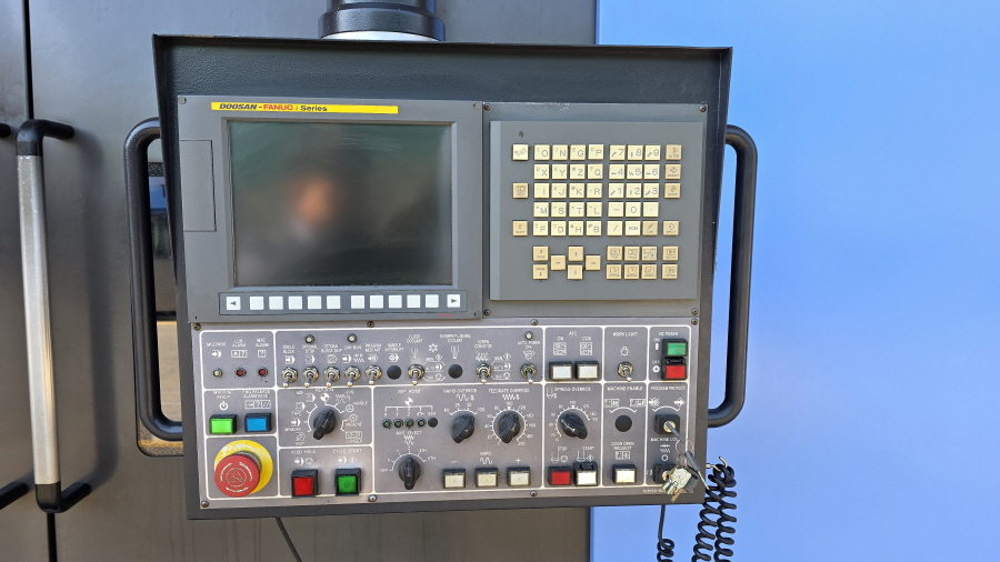 두산 머시닝센터(7호) MYNX7500