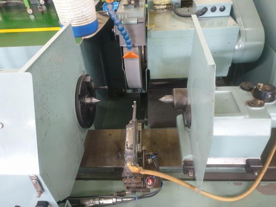 NC원통연삭기, 원통연삭기, CNC원통연삭기, NC원통연마기, 원통연마기