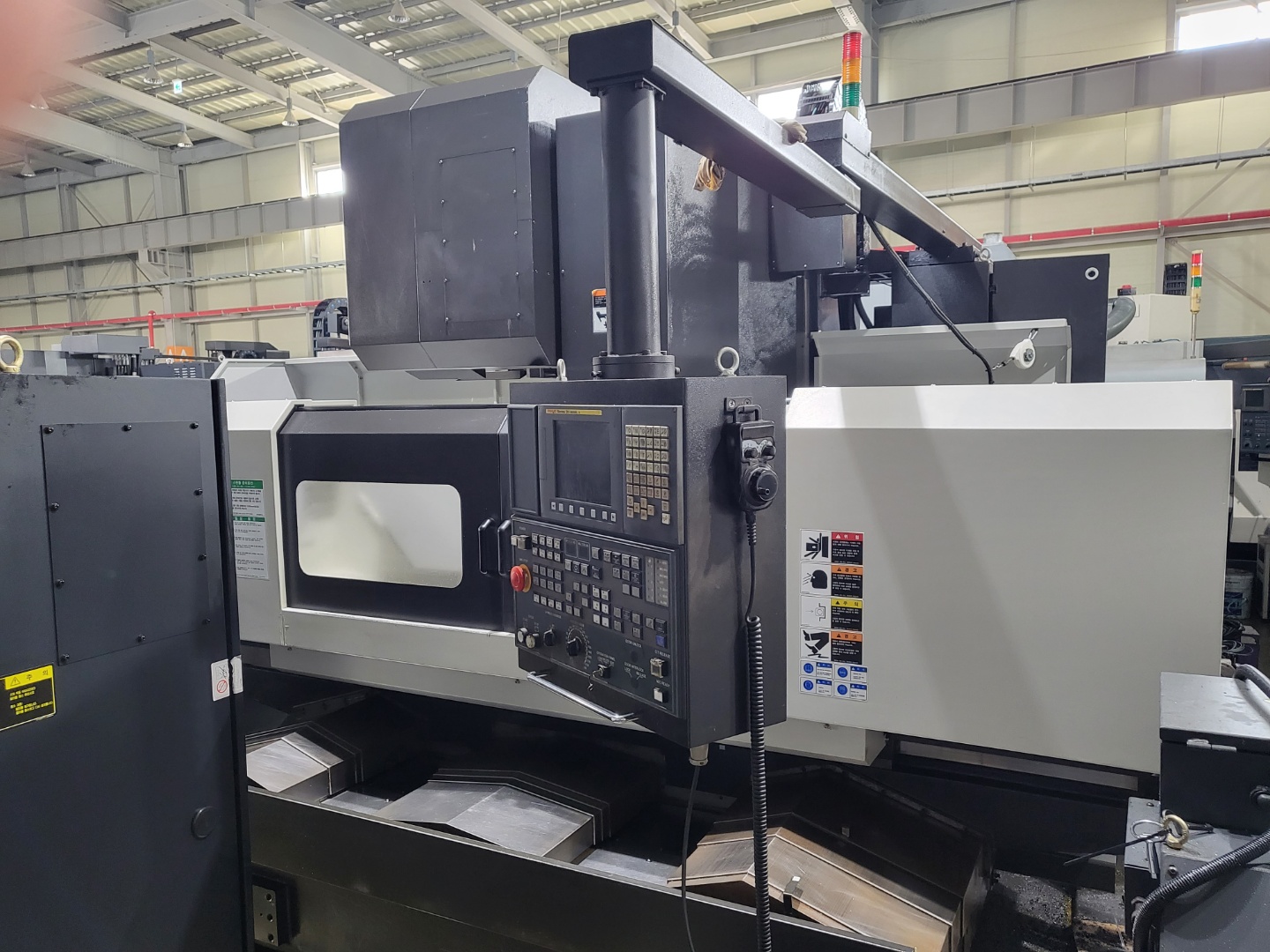 스맥머시닝센타 LCV-850 (2016년식)