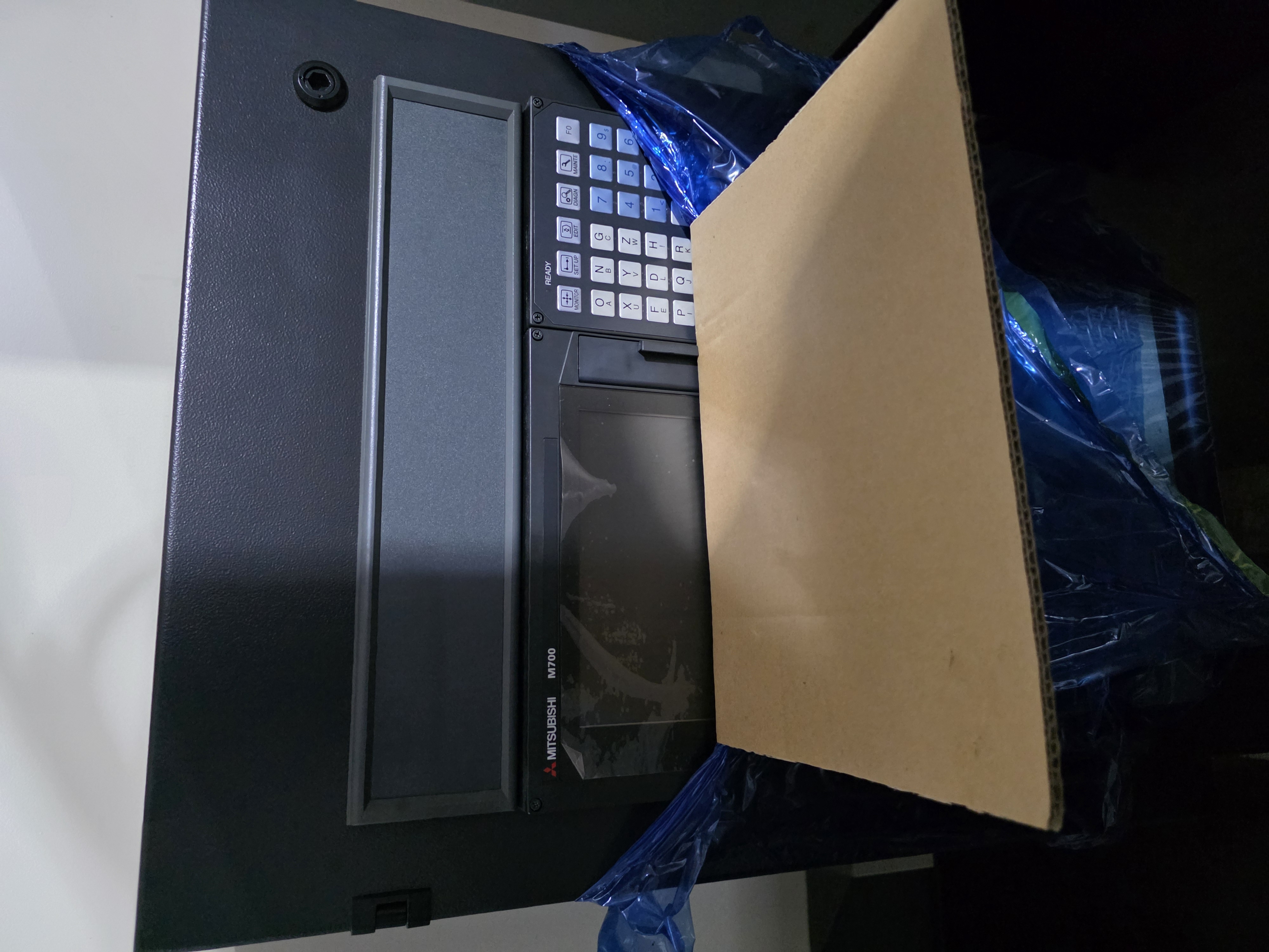 유지인트 장축 탭핑센타 XT-3000S (2024년 미사용신품) 1대