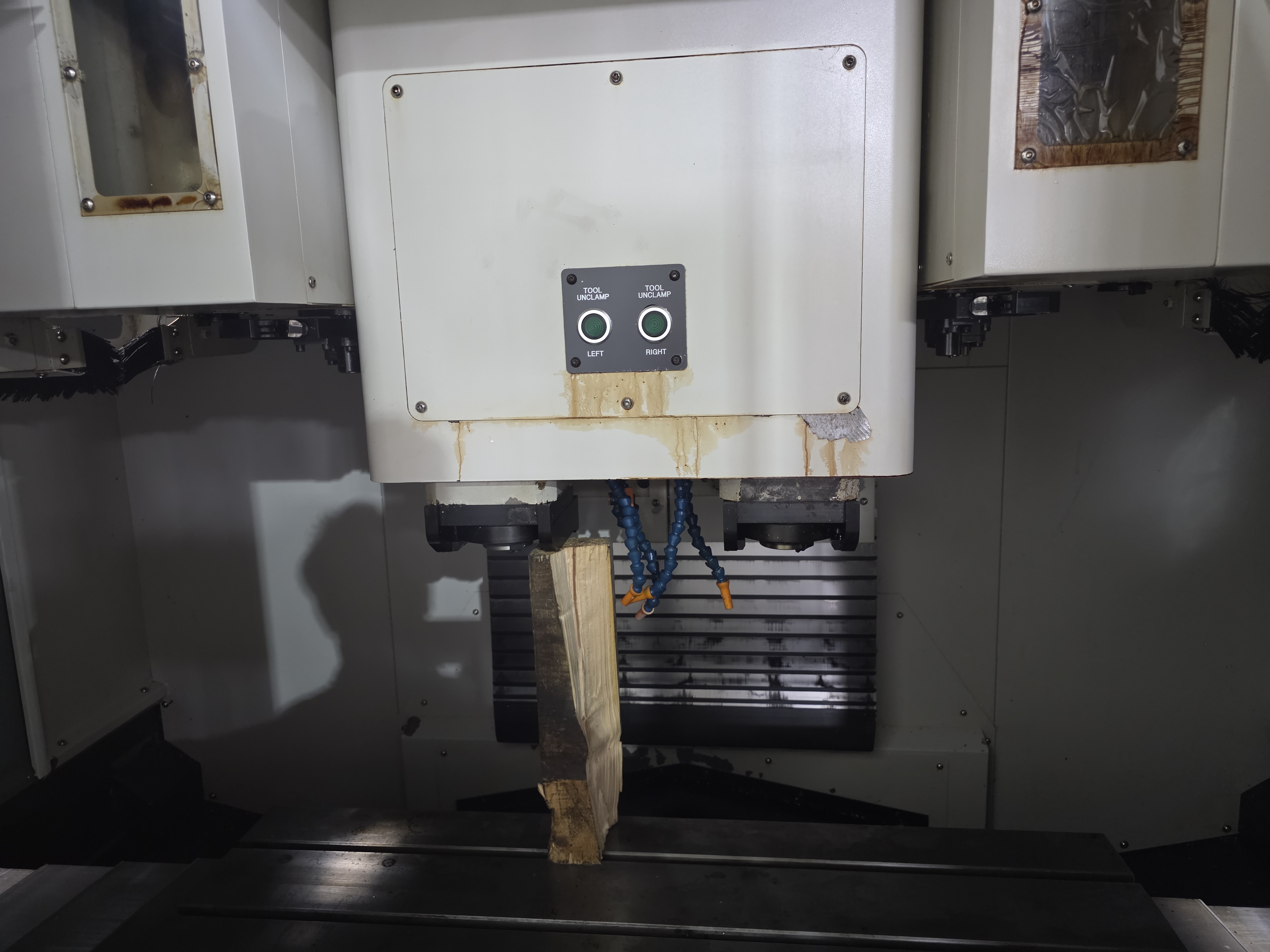 유지인트 투헤드탭핑센타 UM-40WDH (24K) (2015년) 1대