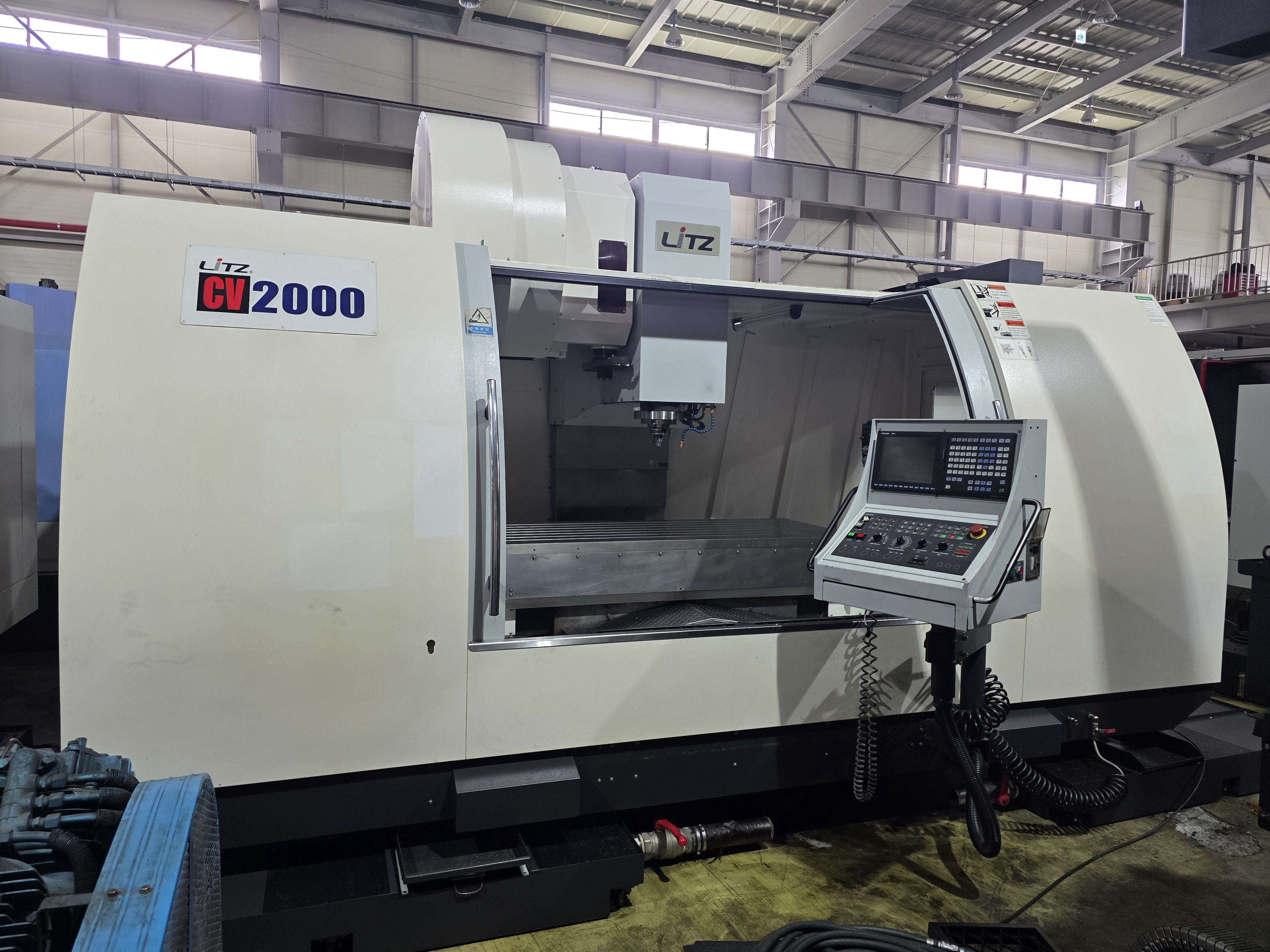 대만제 LITZ 9호 머시닝센타 CV-2000(2014년식)