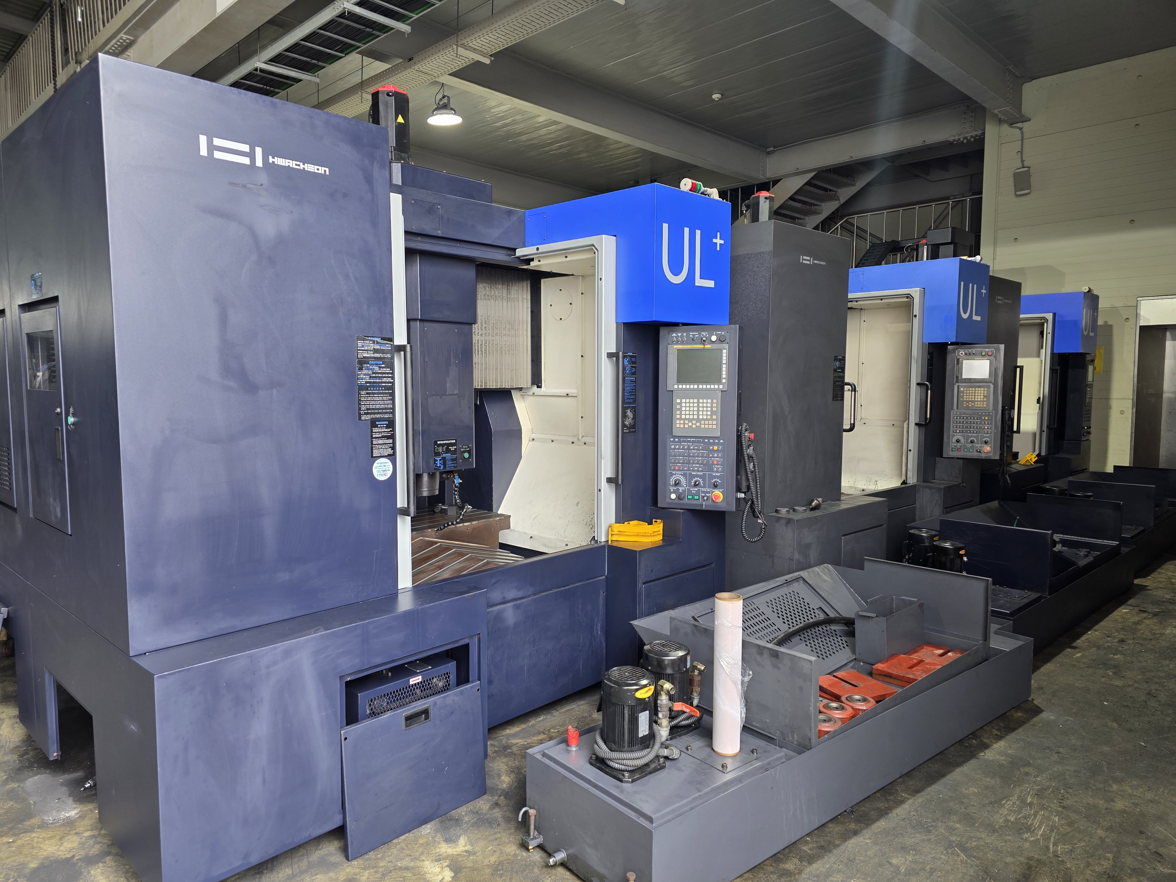 화천 머시닝센타 SIRIUS-UL+(흑연가공했던 장비임) (2015년) 1대, (2009년) 1대