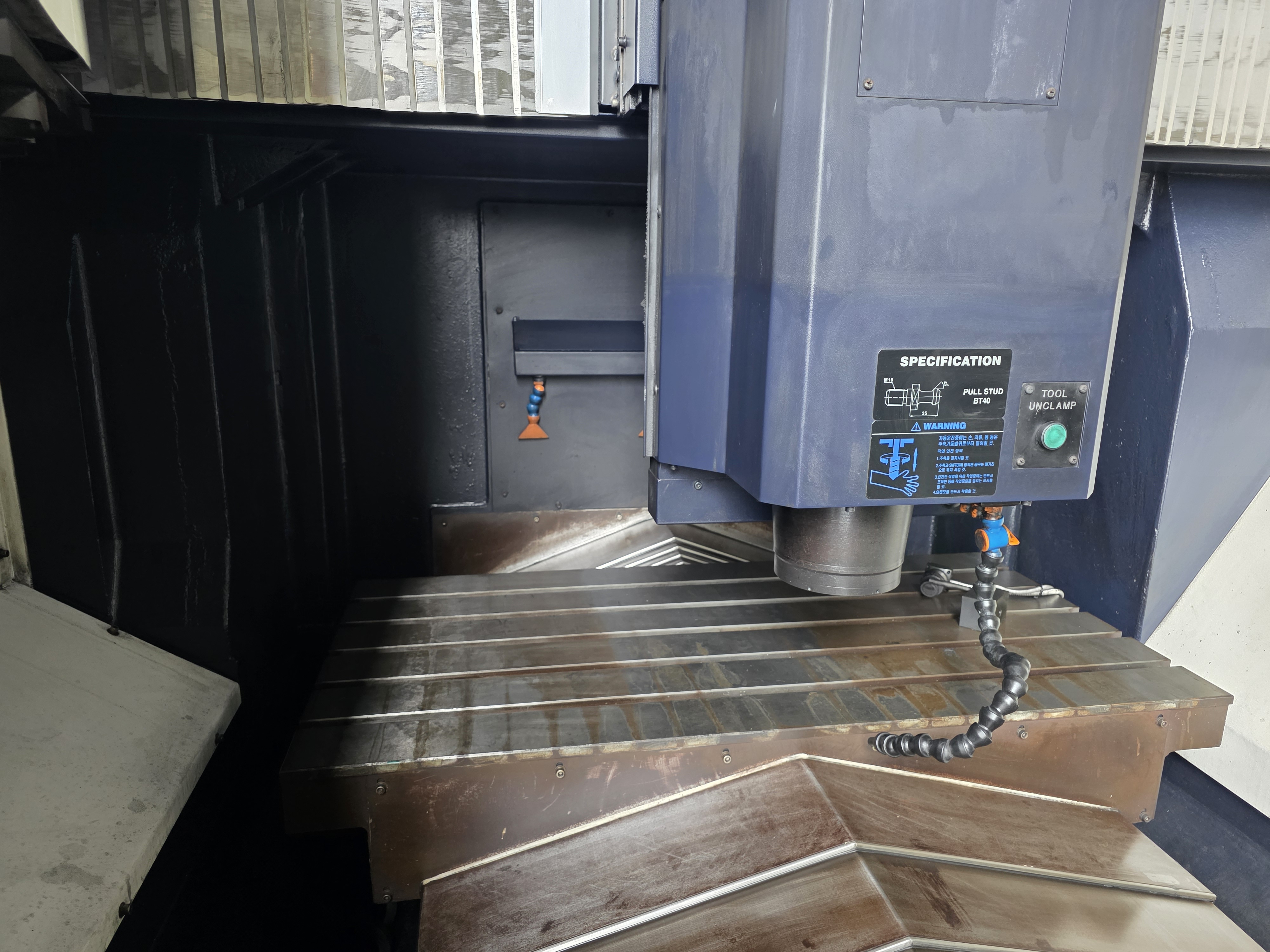 화천 머시닝센타 SIRIUS-UL+(흑연가공했던 장비임) (2015년) 1대, (2009년) 1대