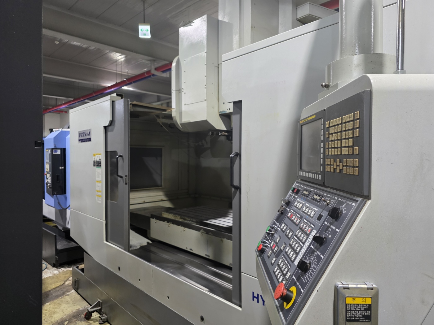 위아7호 머시닝센타 VX-750M(2011년식)