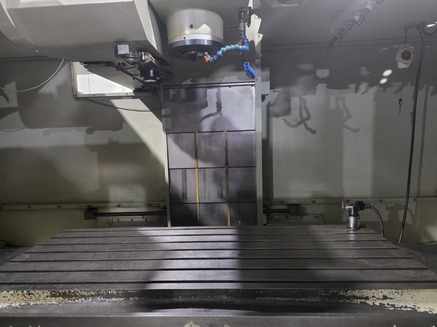 위아7호 머시닝센타 VX-750M(2011년식)