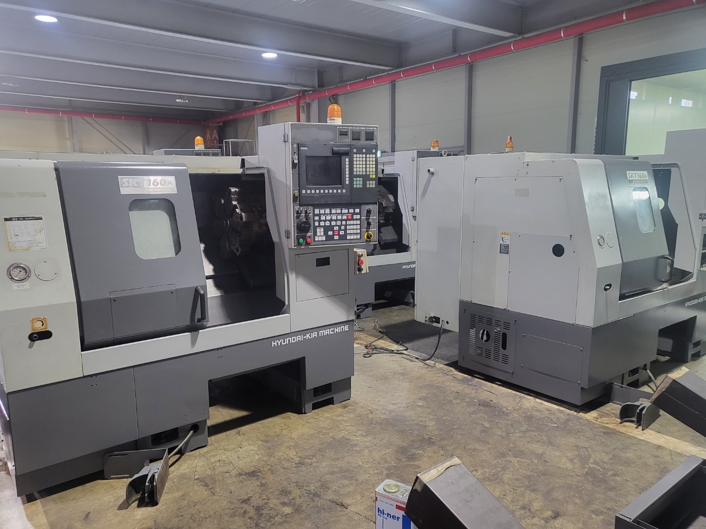 위아6인치 CNC선반 SKT-160A (2010년) 1대, (2009년) 2대