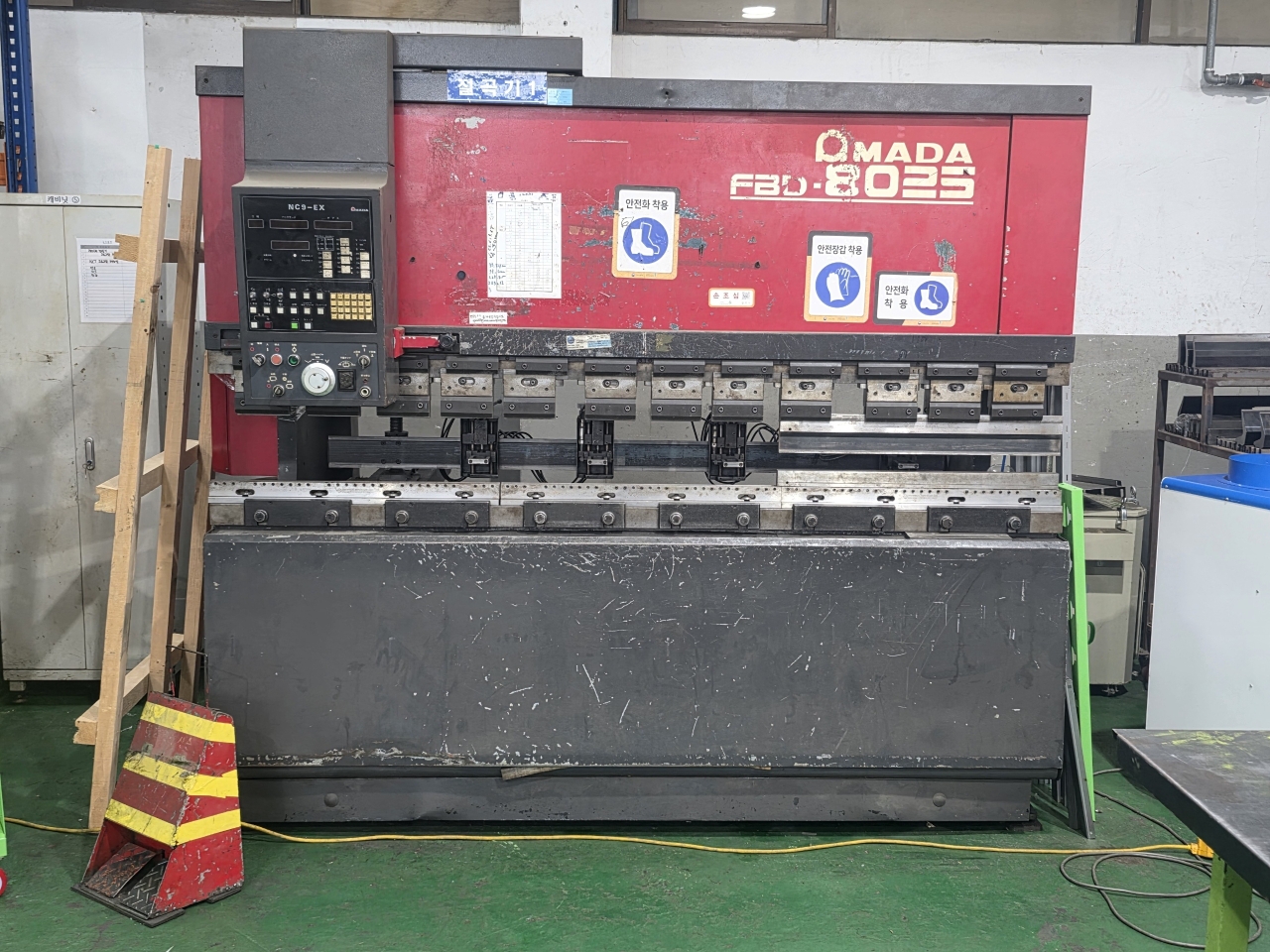 아마다 CNC절곡기