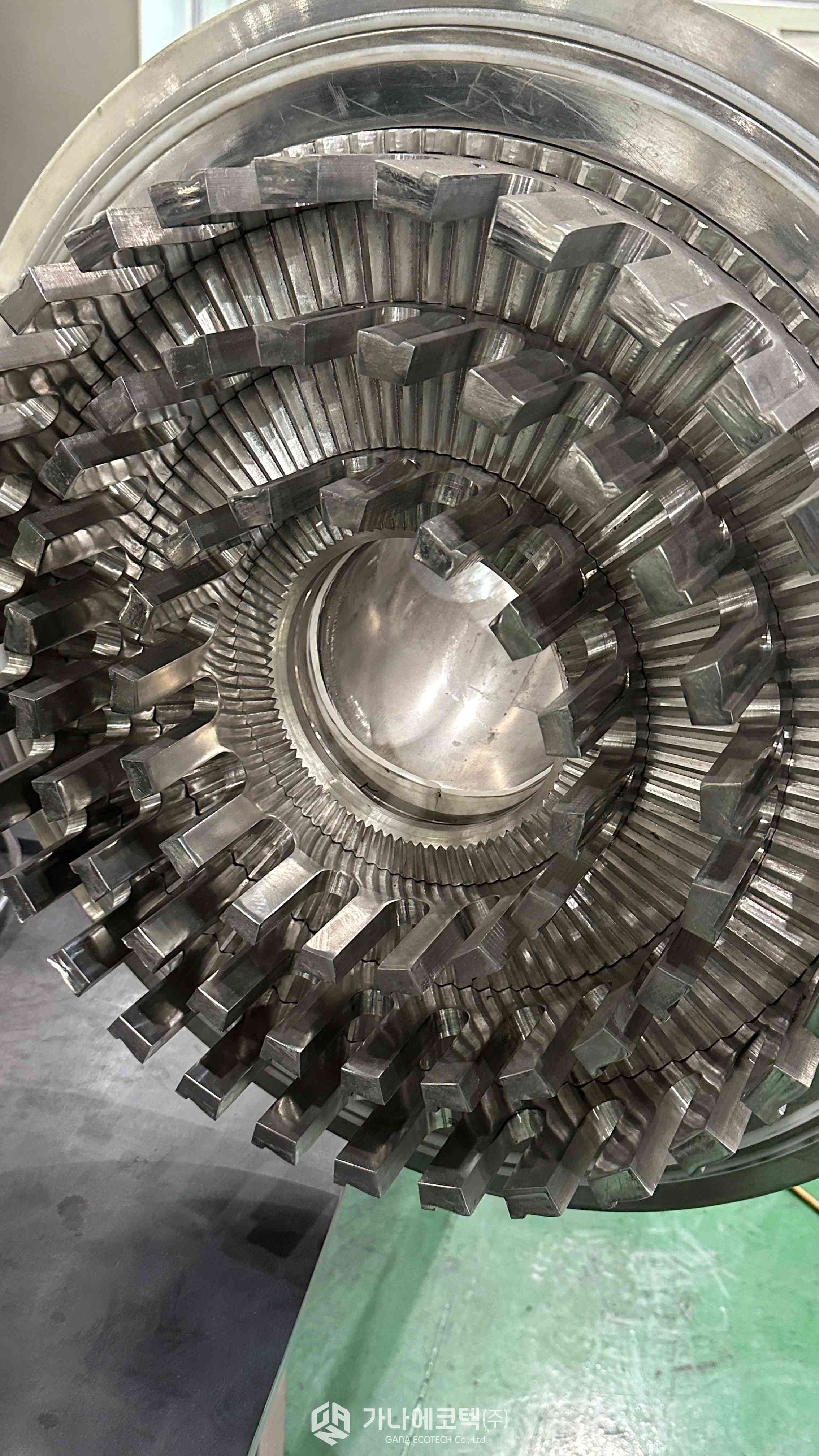 핀밀 30마력 내경890 서스