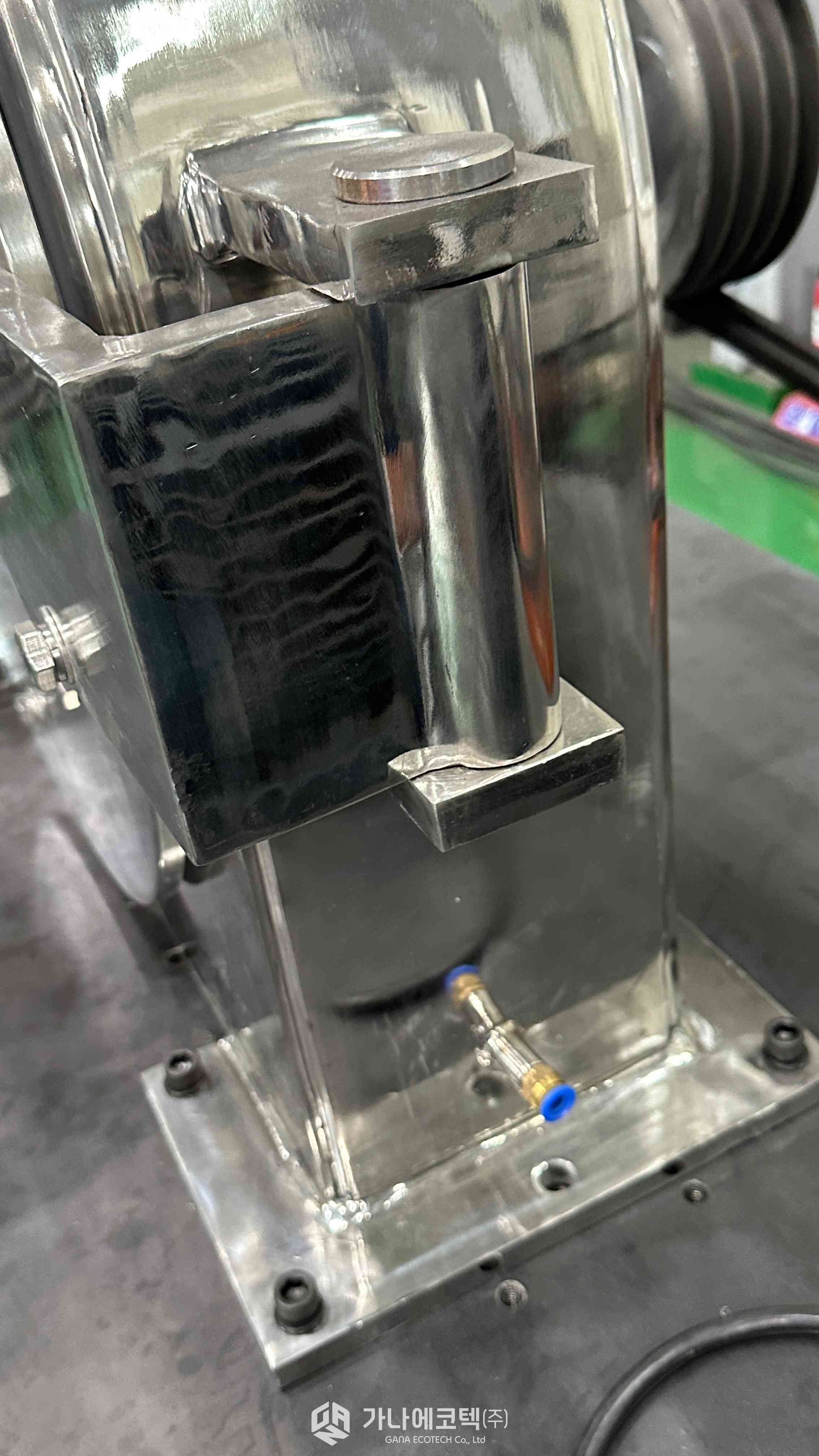 핀밀 30마력 내경890 서스