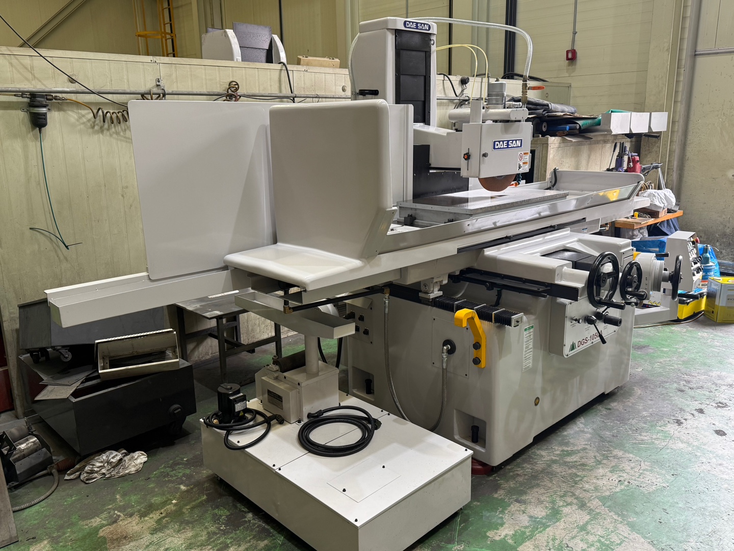대산 평면연삭기 DGS-1050A