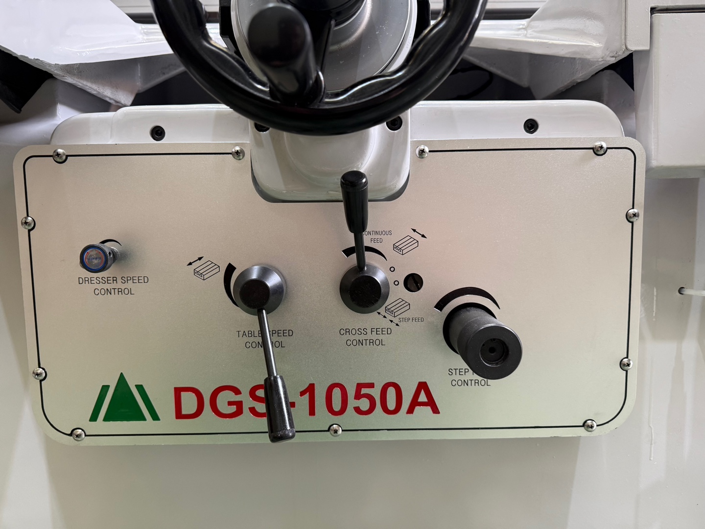 대산 평면연삭기 DGS-1050A