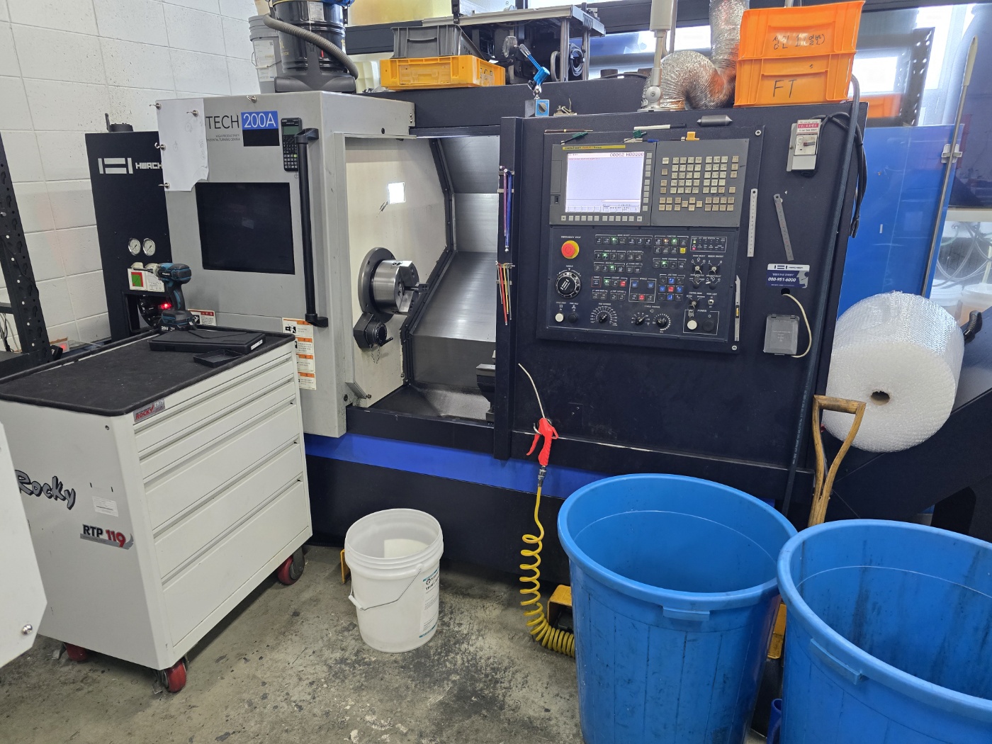 화천 CNC선반 HI-TECH 200A 8인치 (2018년 9월)