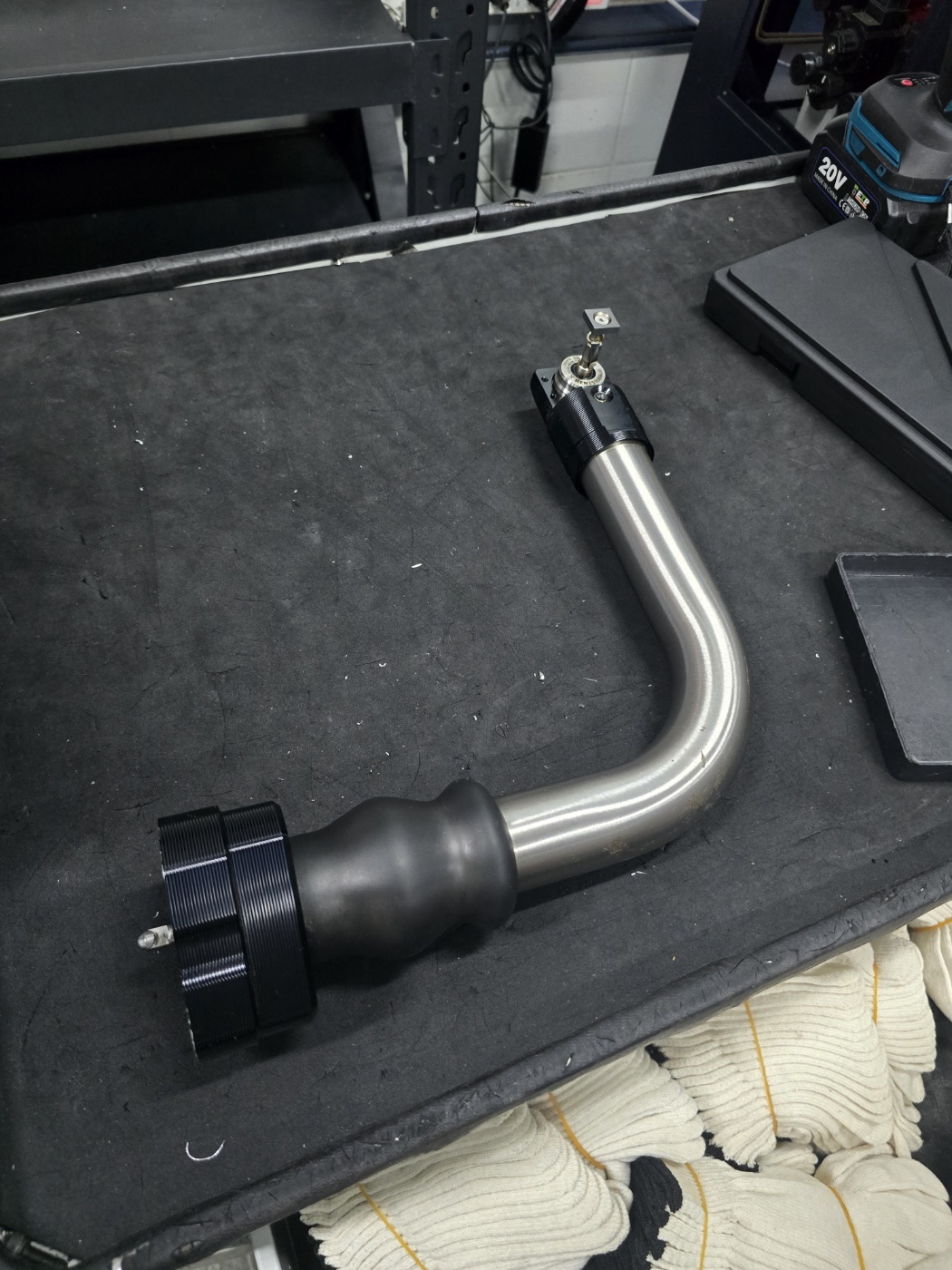 화천 CNC선반 HI-TECH 200A 8인치 (2018년 9월)