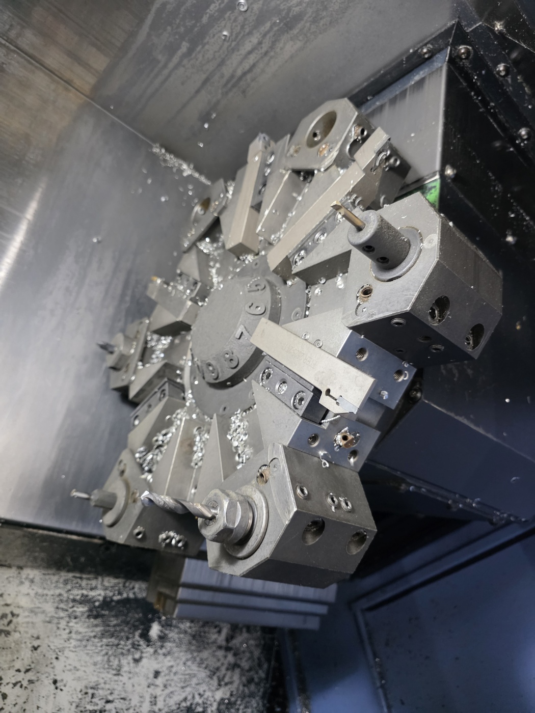 두산 CNC선반  6인치  LYNX-220A (2010년 2월)