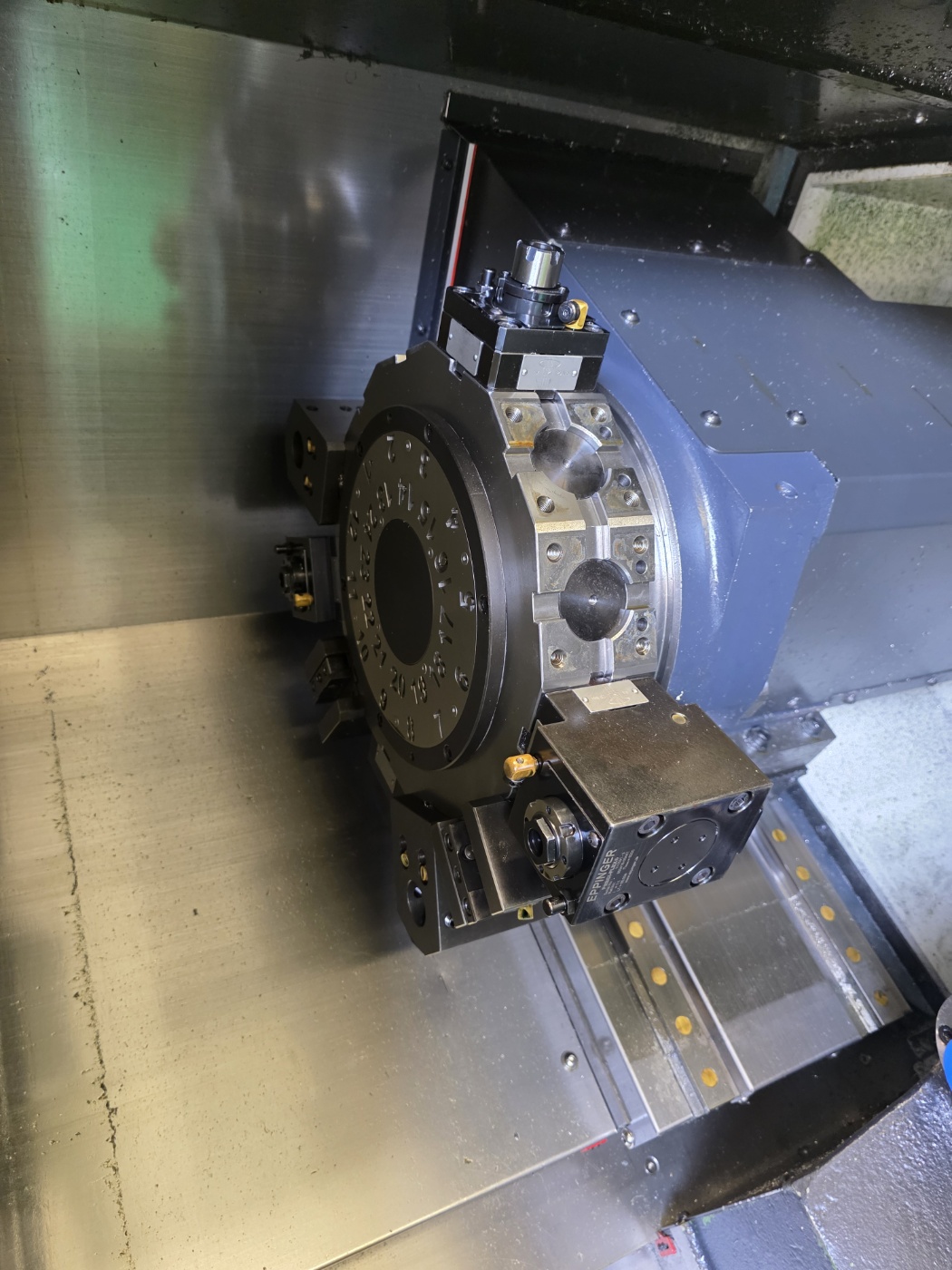 두산 CNC선반 턴밀6인치  LYNX-2100MA(2020년 9월)