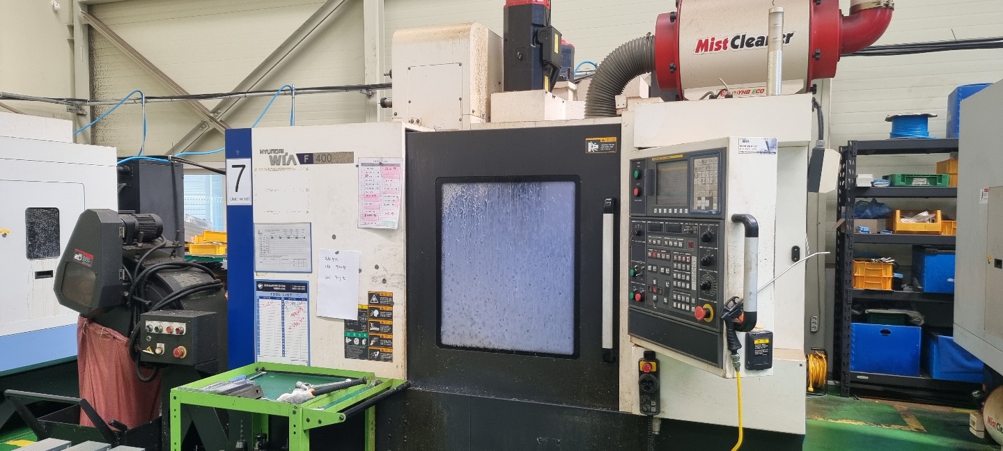 현대위아 머시닝센터 F400  12000RPM (2012년 1월)