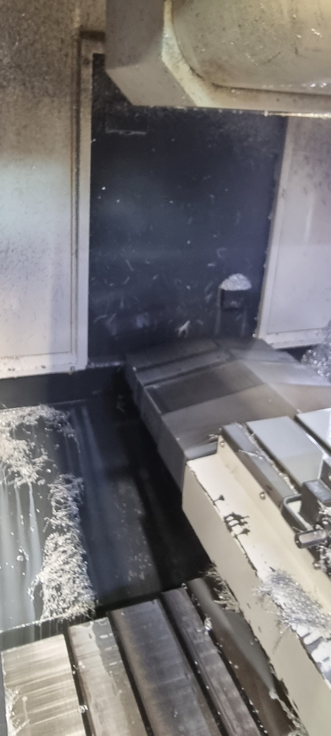 현대위아 머시닝센터 F400  12000RPM (2012년 1월)