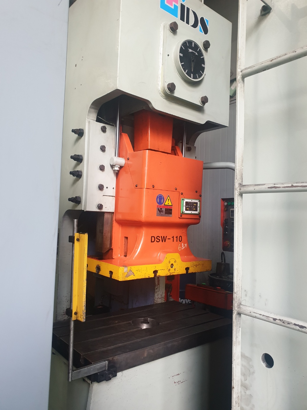 아이디에스 110톤