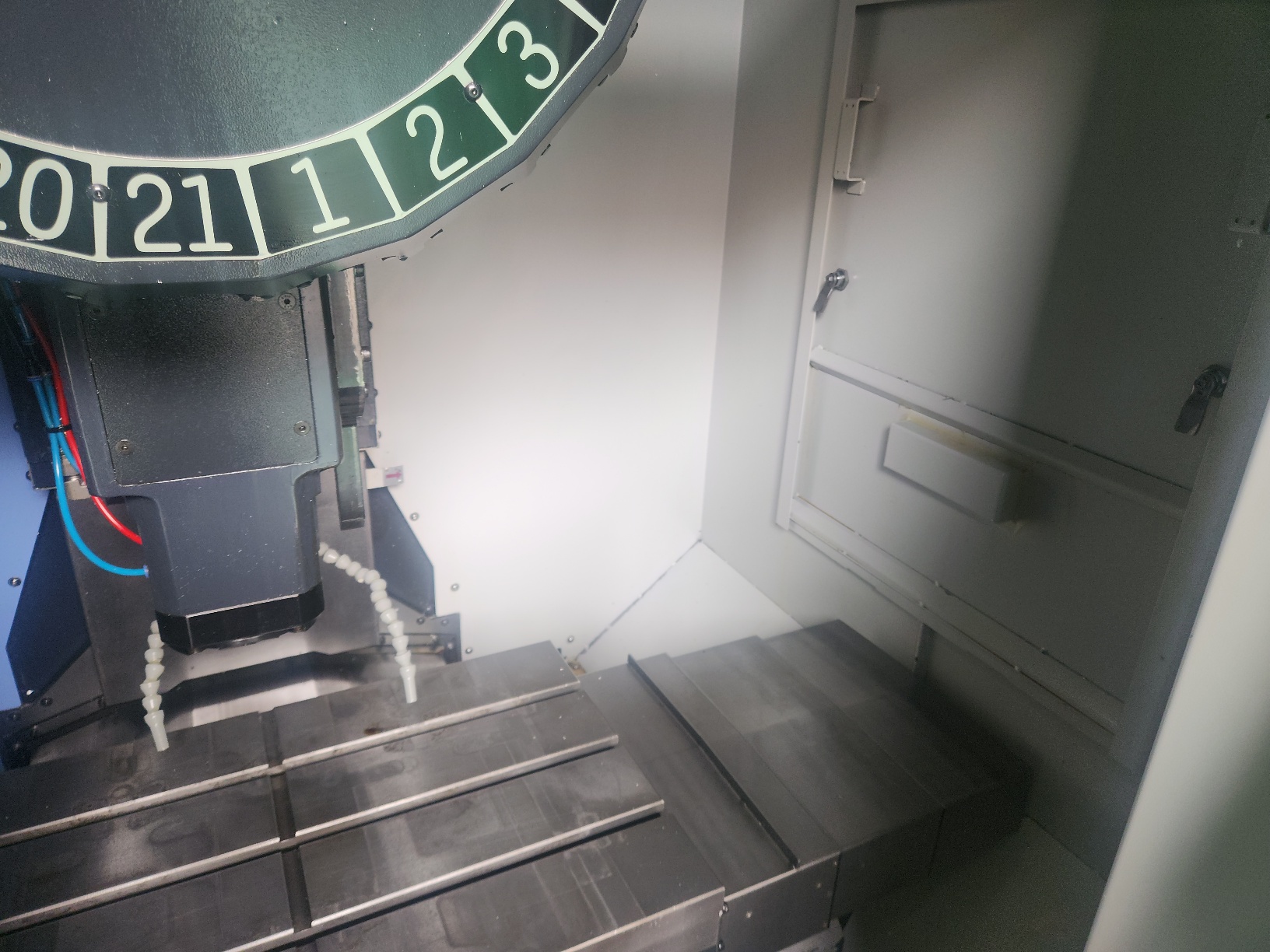 두산 탭핑센터 T4000 12K (2021년 5월) 동일사양 5식