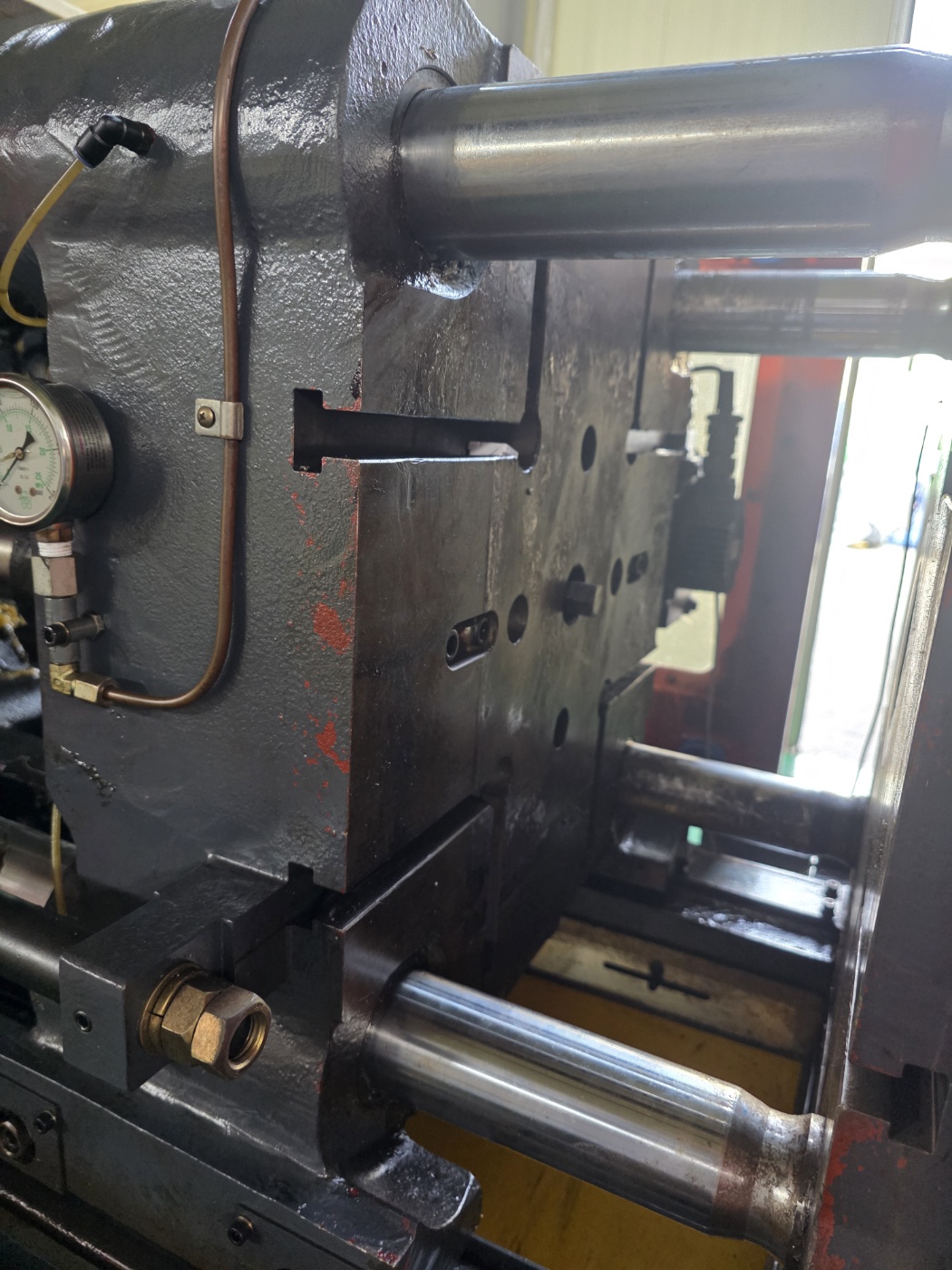 LS엠트론 전동사출기 80톤 LGE-80Ⅱ (2015년 6월)