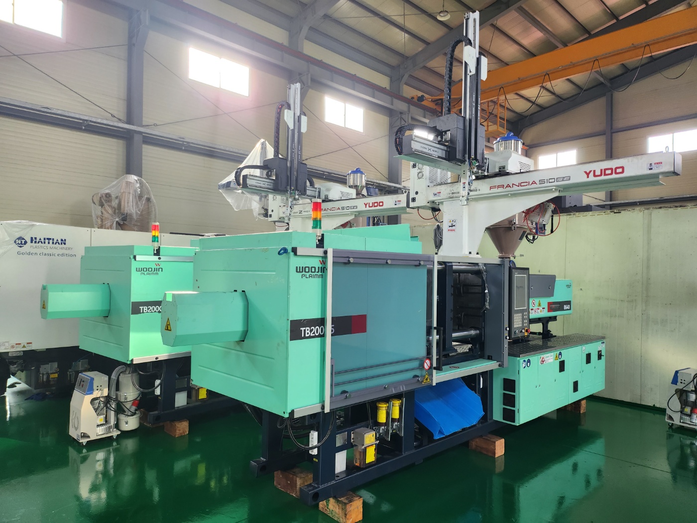 우진사출기 TB-200G5 200톤 하이브리드타입 (2022년 3월)-동일사양 5식