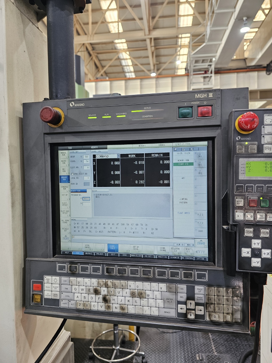 마키노 방전기 EDNC207, 마끼노 방전기 EDNC207, 마키노방전가공기EDNC207, 마끼노방전가공기EDNC207, 마키노 EDNC207