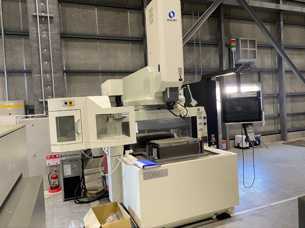 마키노 방전기 EDNC6, 마끼노 방전기 EDNC6, 마키노방전가공기EDNC6, 마끼노방전가공기EDNC6, 마키노 EDNC6