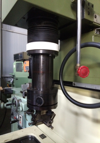 마키노 방전기 EDCN32, 마끼노 방전기 EDNC32, 마키노방전가공기EDNC32, 마끼노방전가공기EDNC32, 마키노 EDNC32