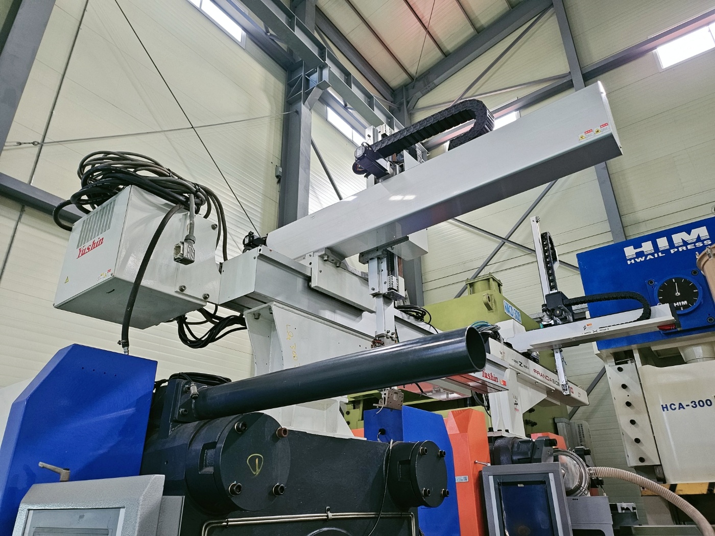 LS엠트론 전동사출기 330톤 LGE-330Ⅱ (2015년 2월)