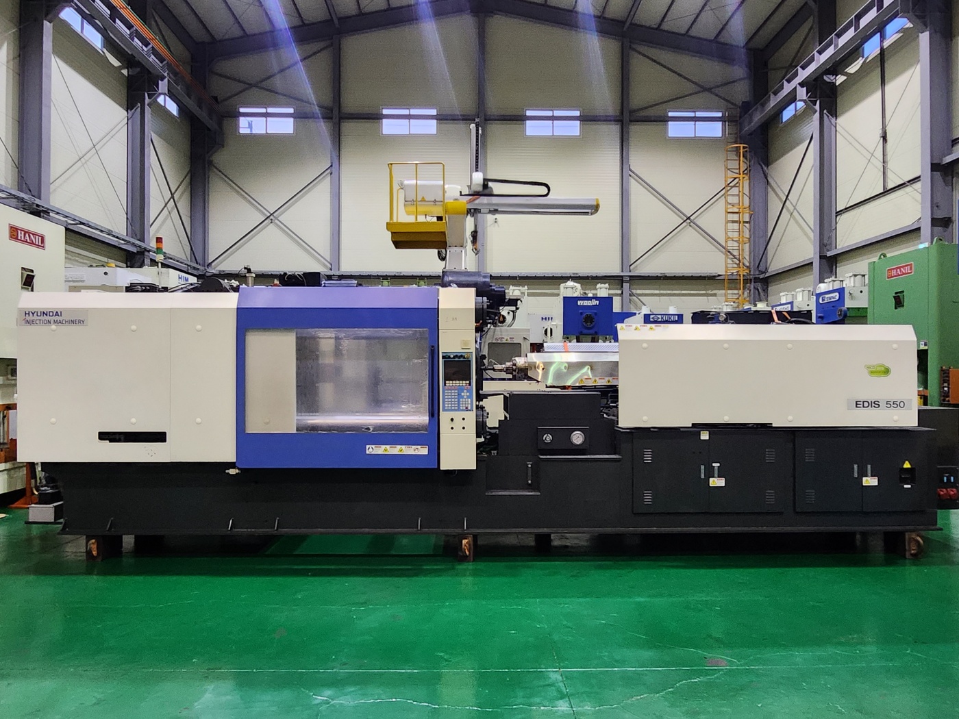 현대사출기 EDIS 550톤 하이브리드타입  (2019년 12월)