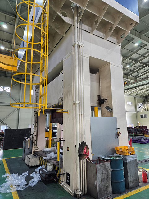 극동 유압프레스 1000톤