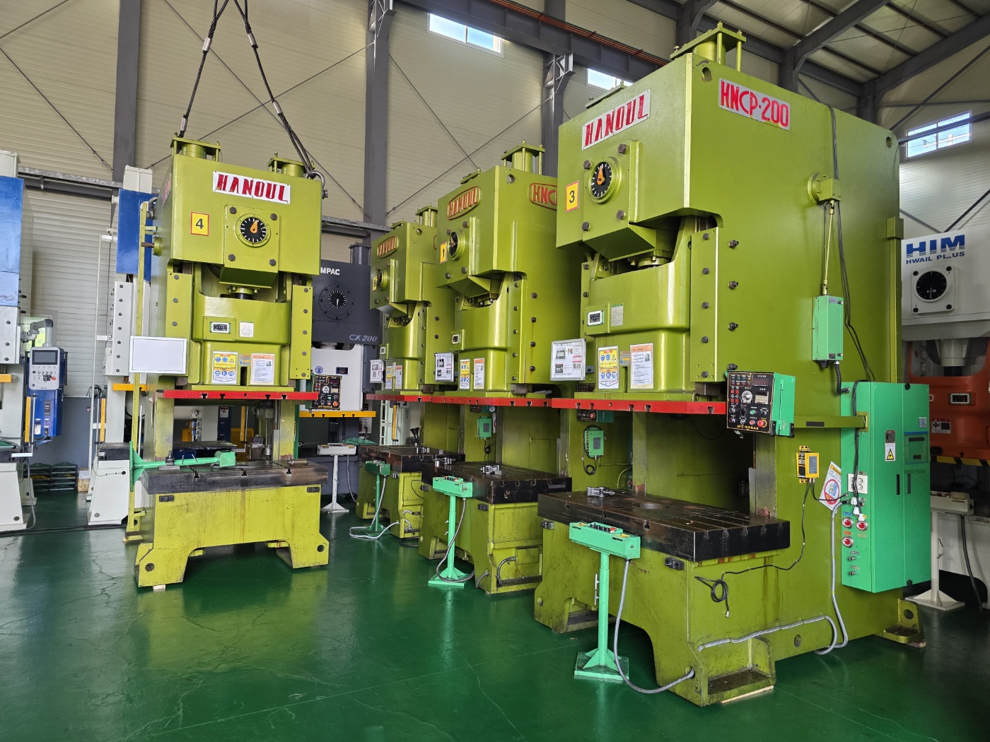 한얼 C형프레스 200톤-다이쿠션 有 (2001년 2월) 동일사양 2식