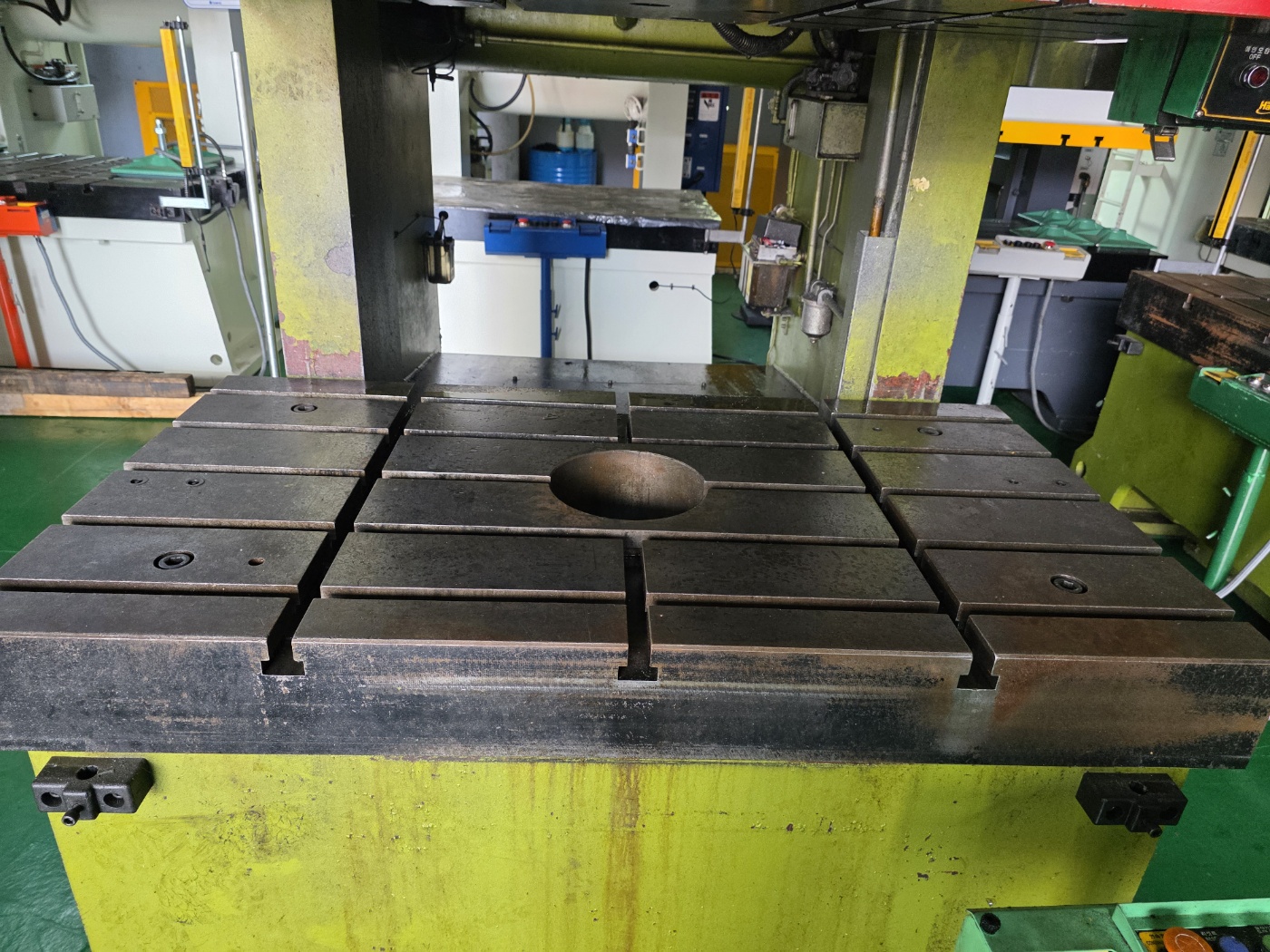 한얼 C형프레스 200톤 (2010년 10월) 동일사양 2식