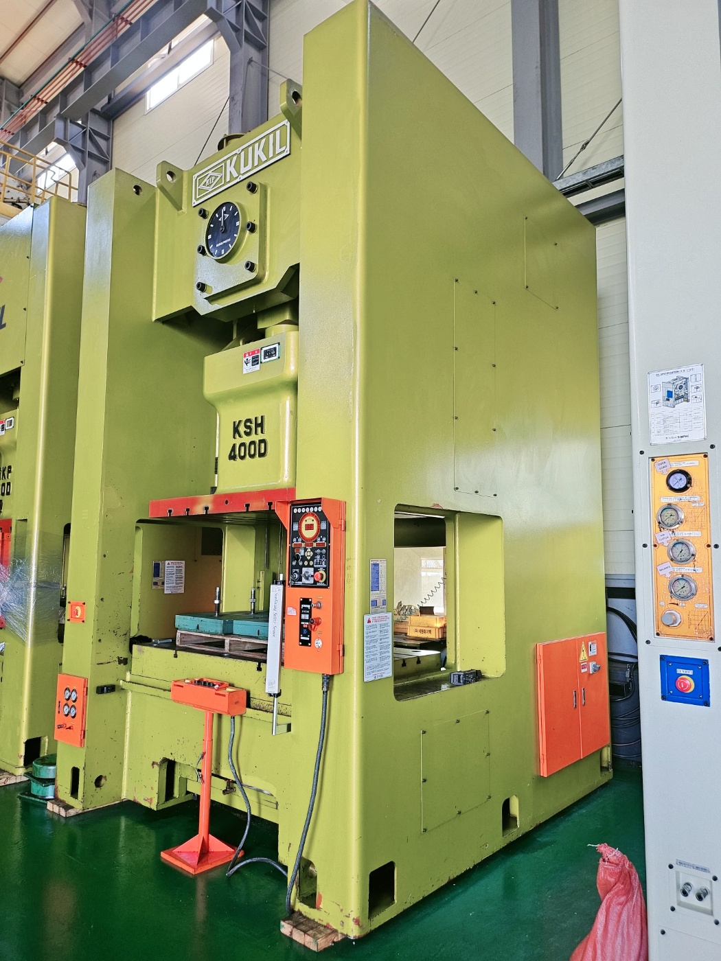 국일프레스 세미싱글 400톤 -다이쿠션 有 (2017년 11월)