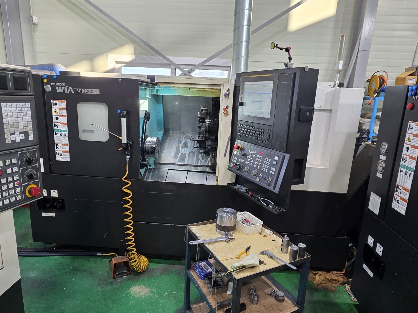 현대위아  CNC선반 8인치  SE-2200L (2022년 2월/ 2022년 6월)  동일사양 2식