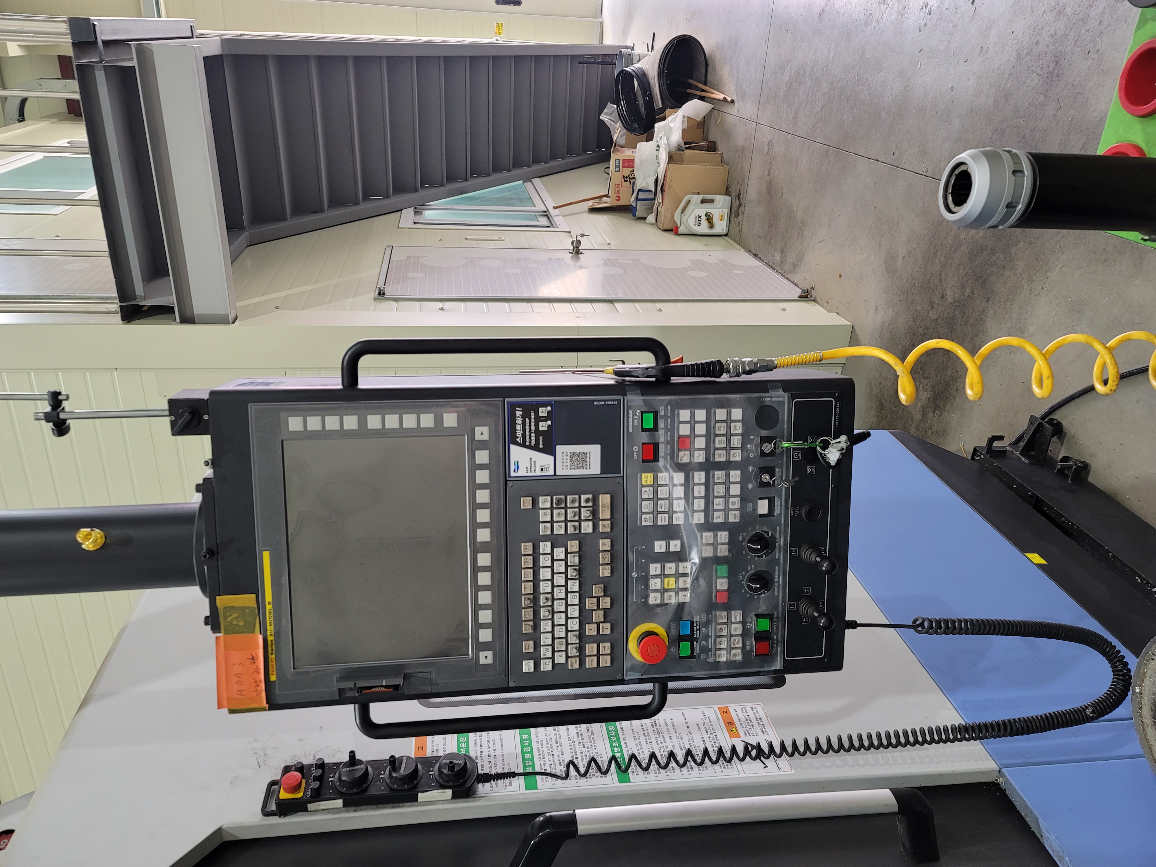 두산 머시닝센터  VM-750 풀커버 12000RPM (2019년 5월) 현장판매합니다.