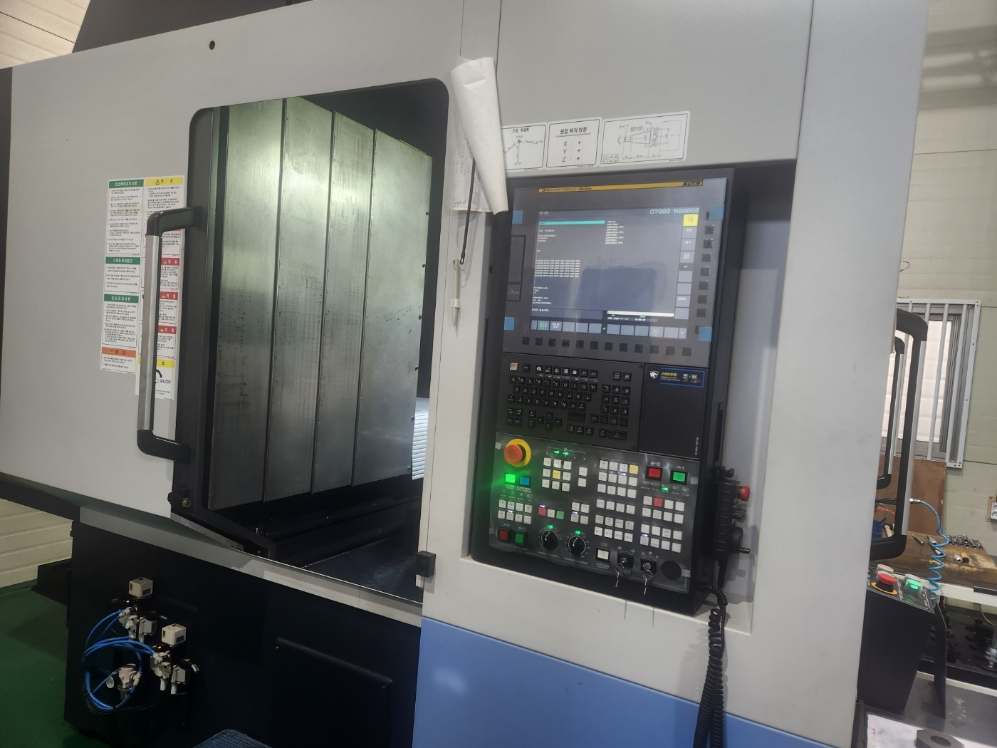 두산 2파레트 머시닝센터  VC510  (2022년 12월) 현장판매합니다.