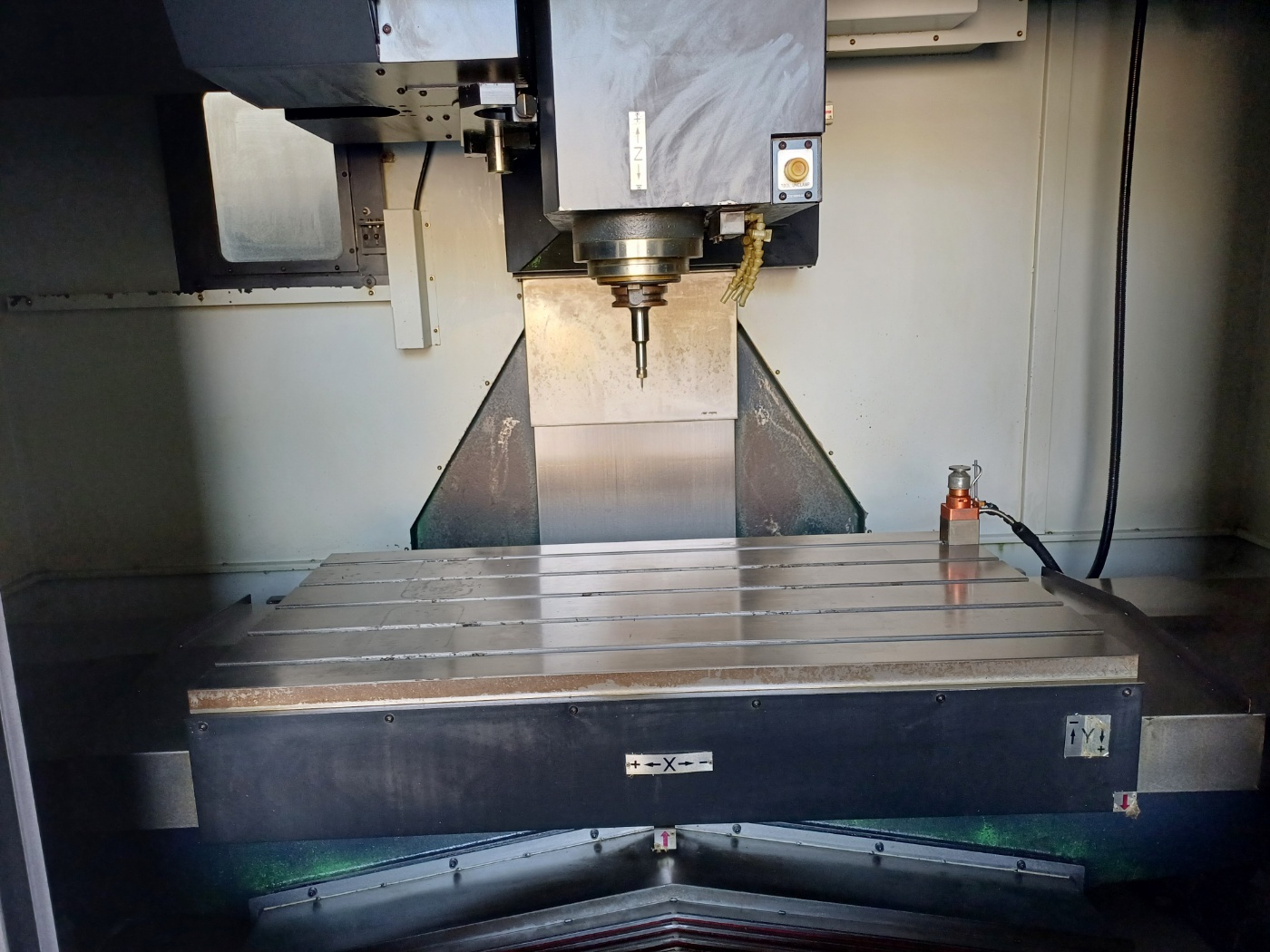 두산 머시닝센터  DNM650/50II  10000RPM (2019년 3월)